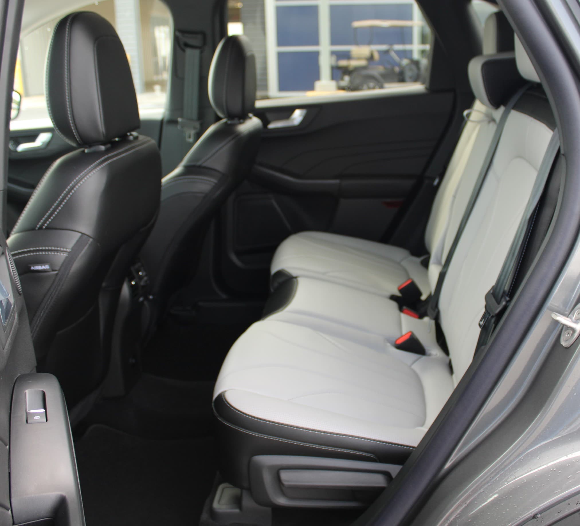 2025 Ford Escape Plug-in hybrid PHEV - Photo 17