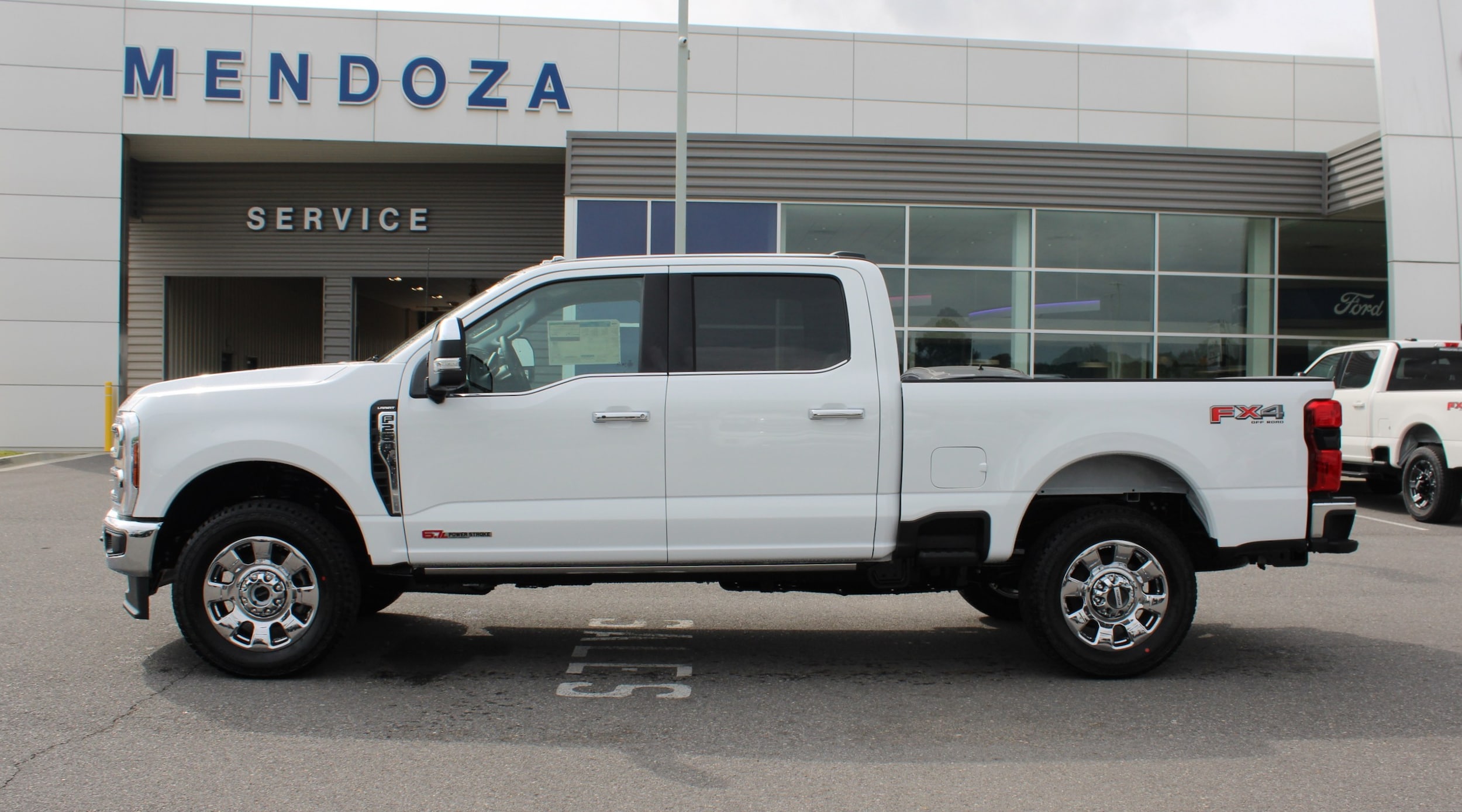 2025 Ford F-250 Super Duty Lariat's photo