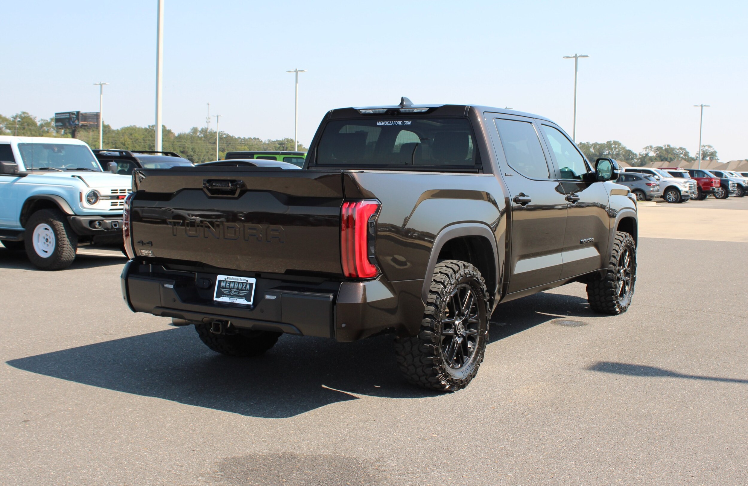 2024 Toyota Tundra Limited CrewMax photo 4