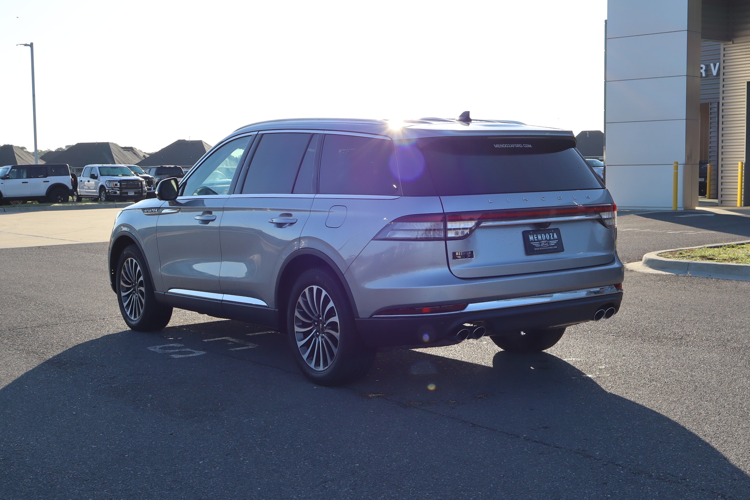 5LM5J7XC9PGL23999