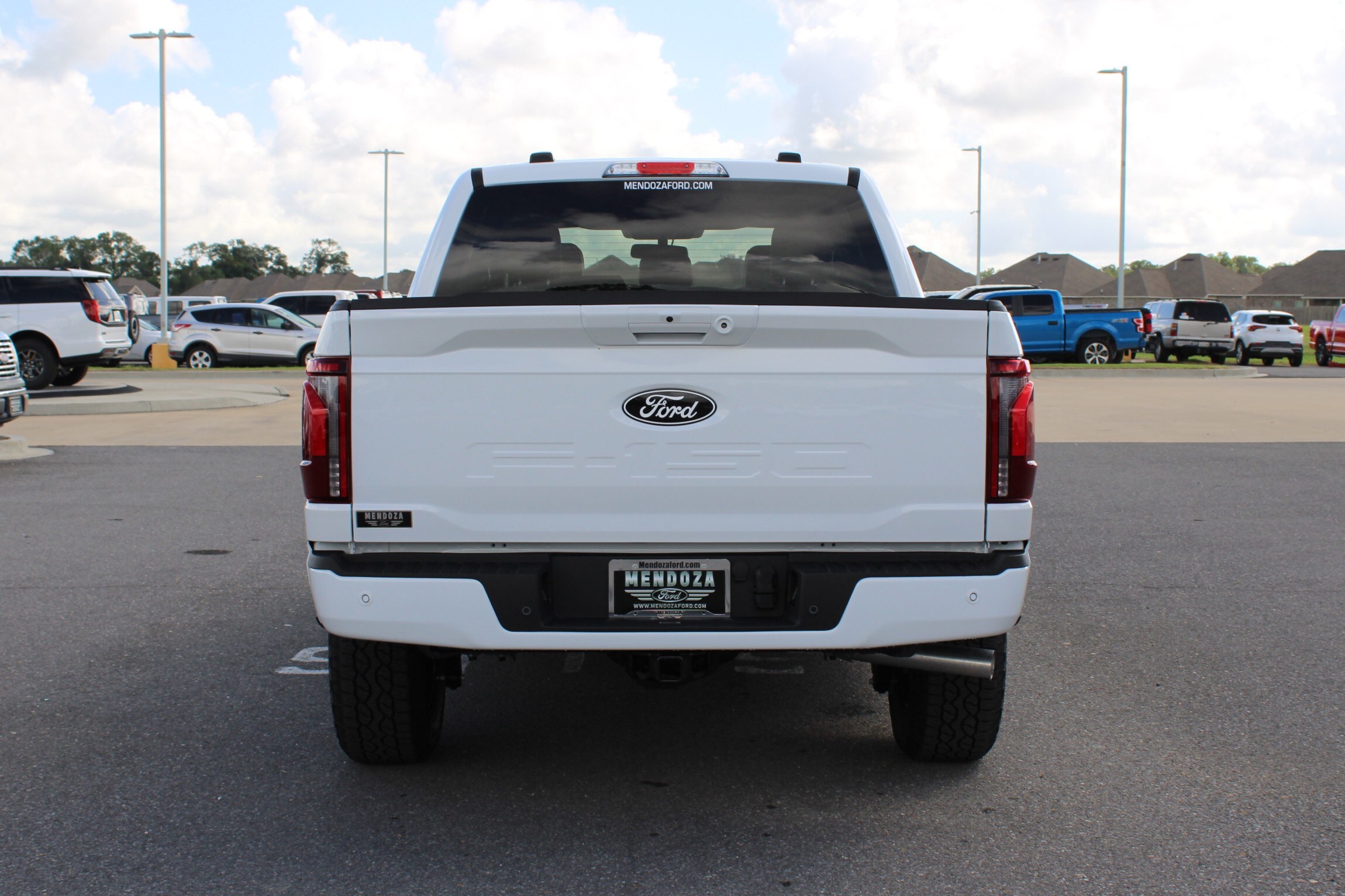 2025 Ford F-150 Lariat photo 3