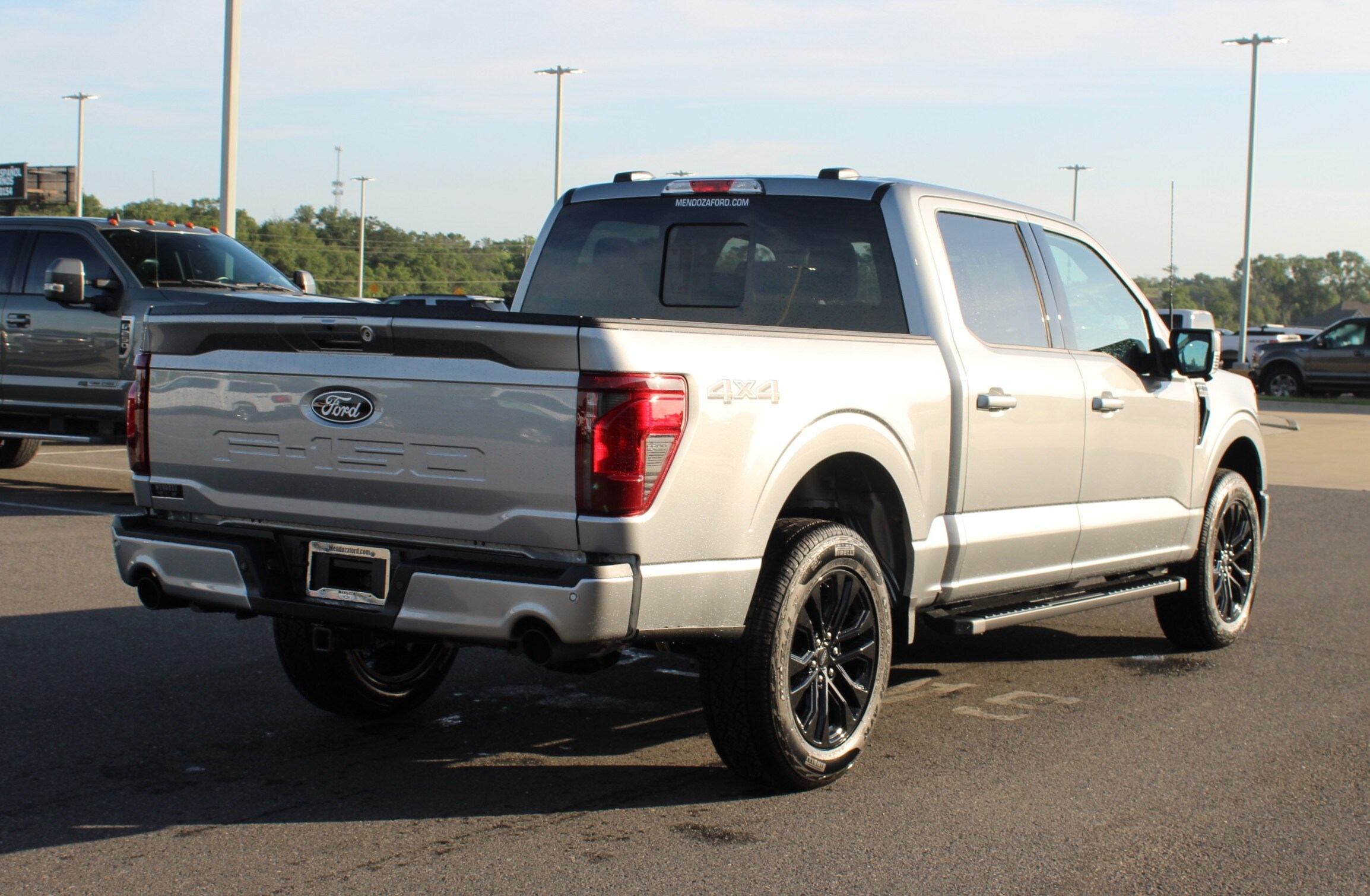 2025 Ford F-150 XLT photo 4