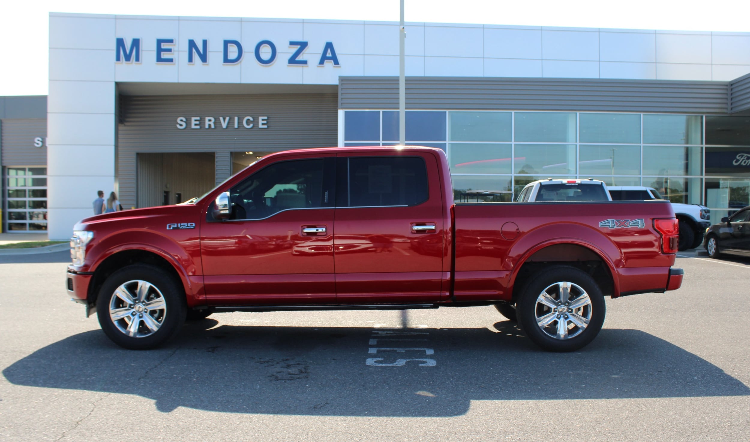 2020 Ford F-150 Platinum's photo