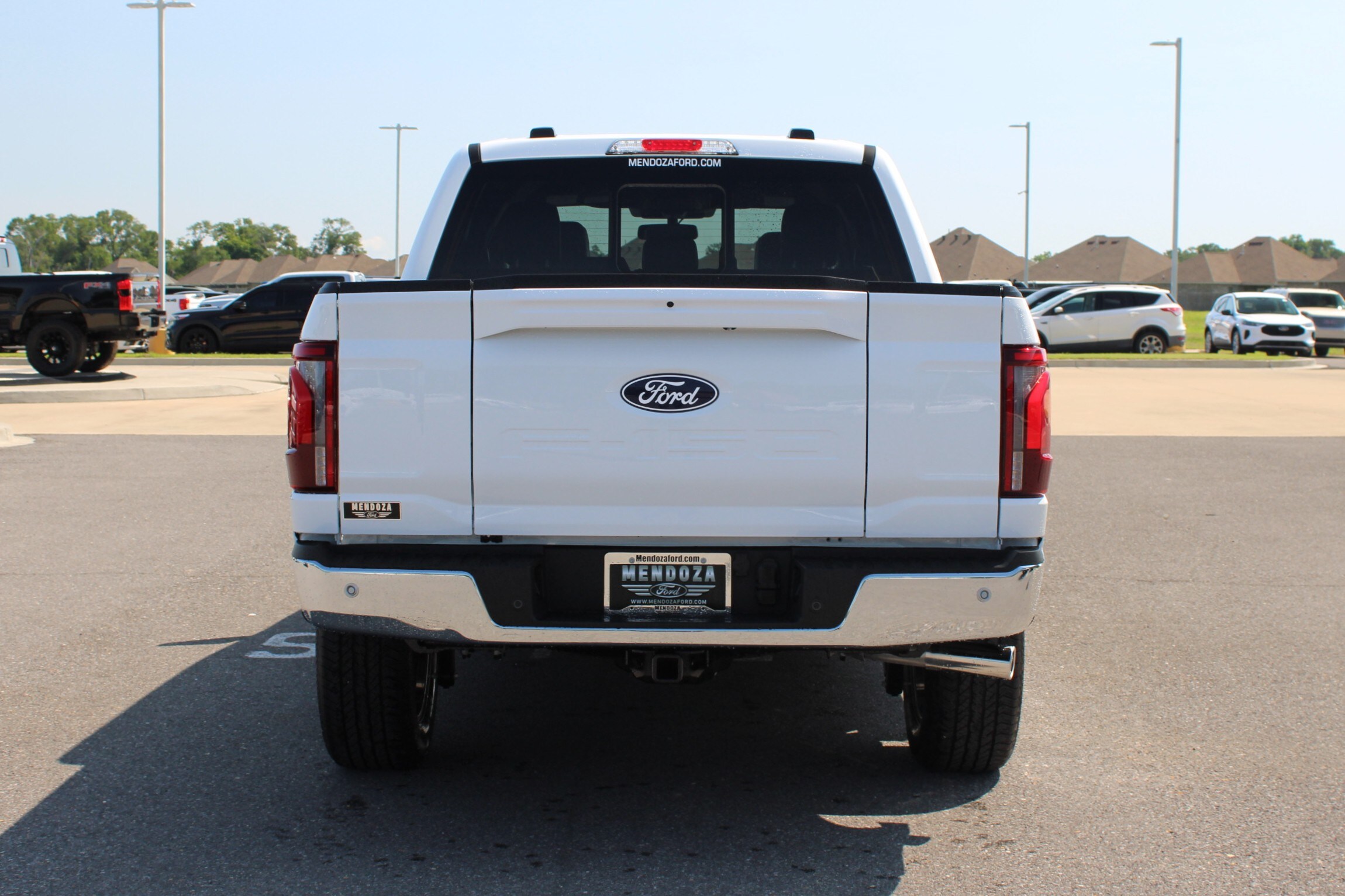 2025 Ford F-150 Lariat photo 3