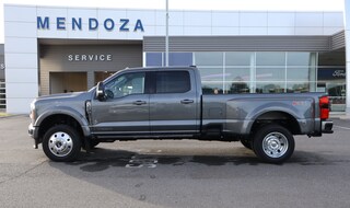 2026 Ford F-450 Lariat TRUCK