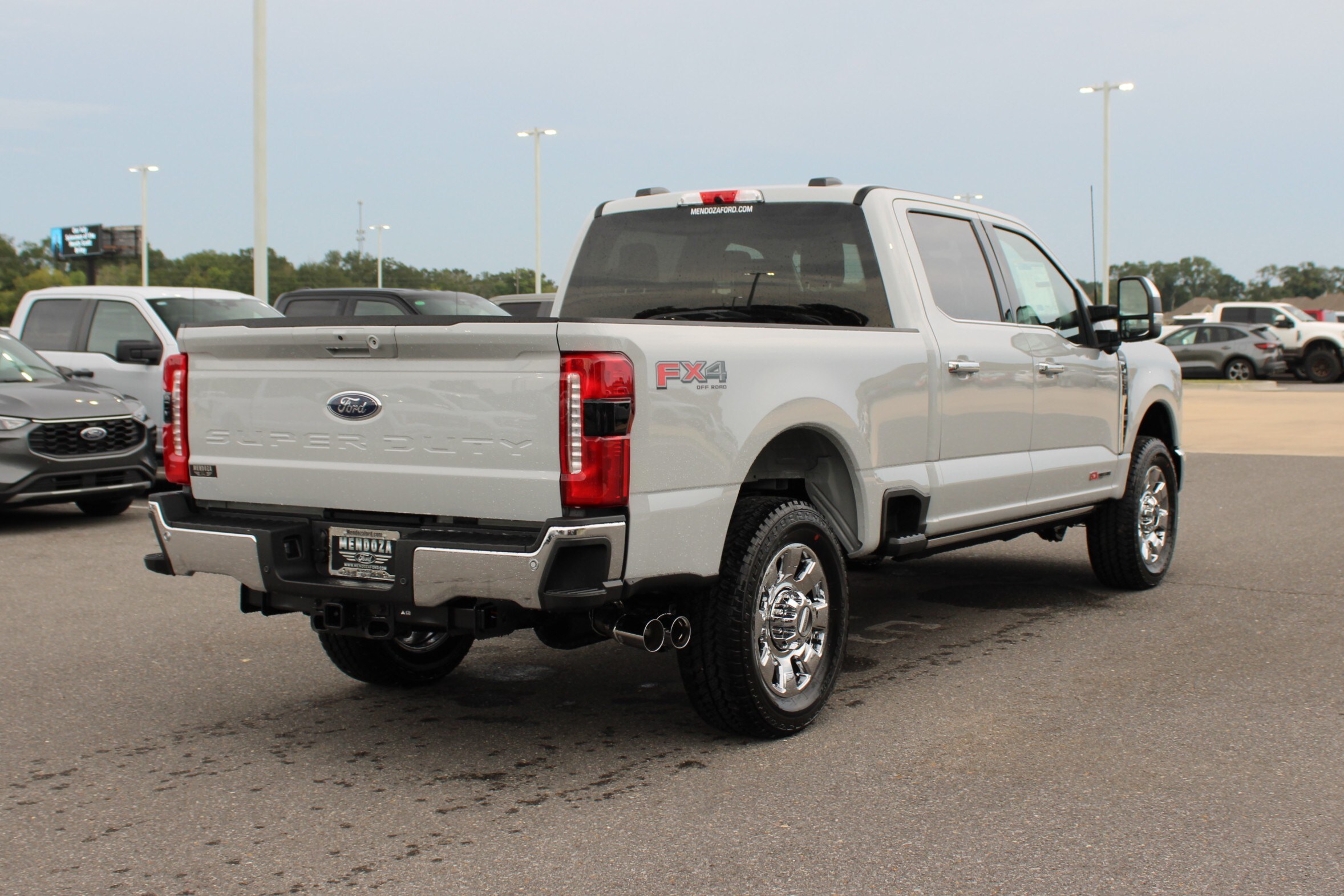 2026 Ford F-250 Lariat photo 4