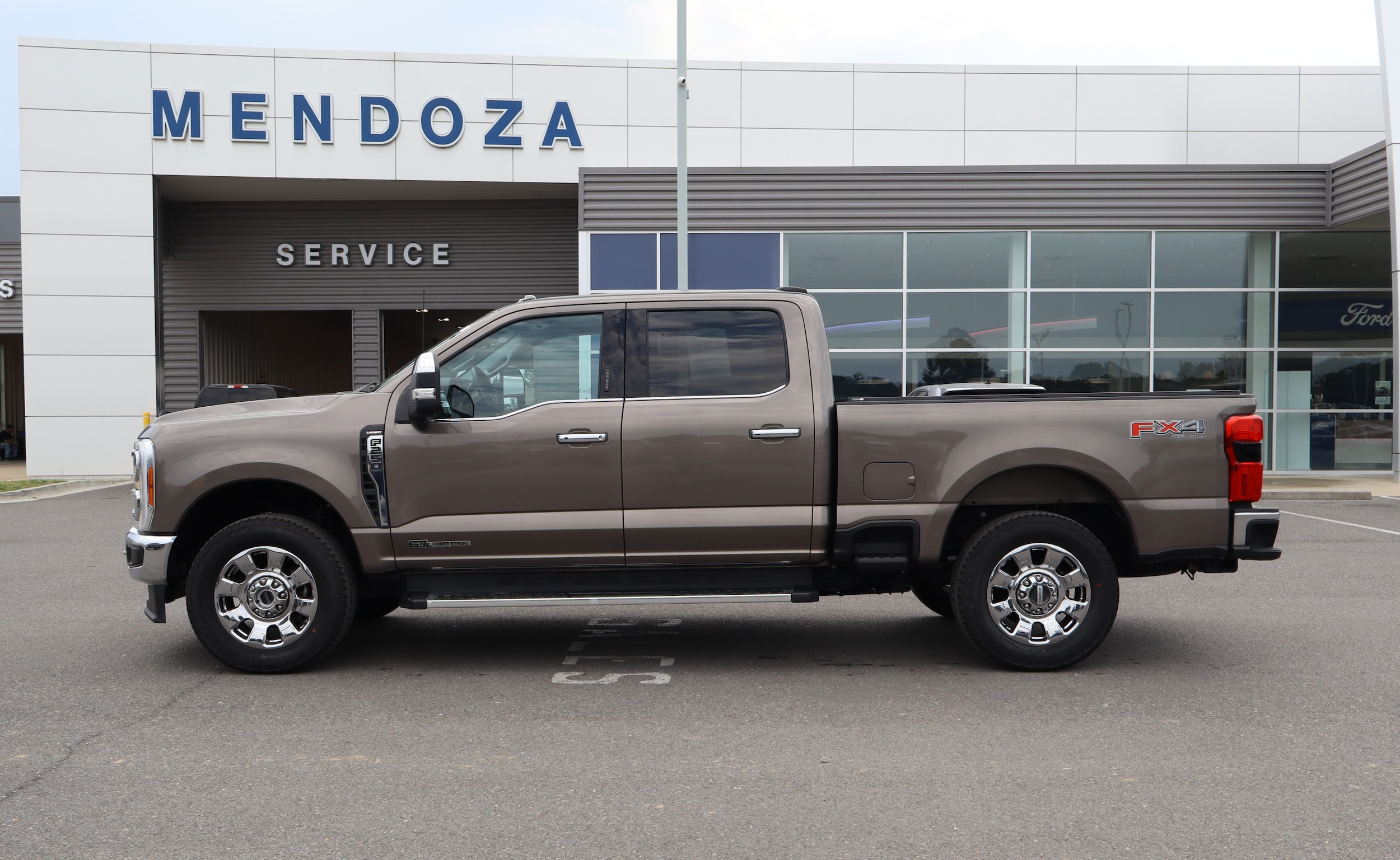 2023 Ford F-250 Lariat 4x4 Crew Cab 6-3/4' Box's photo