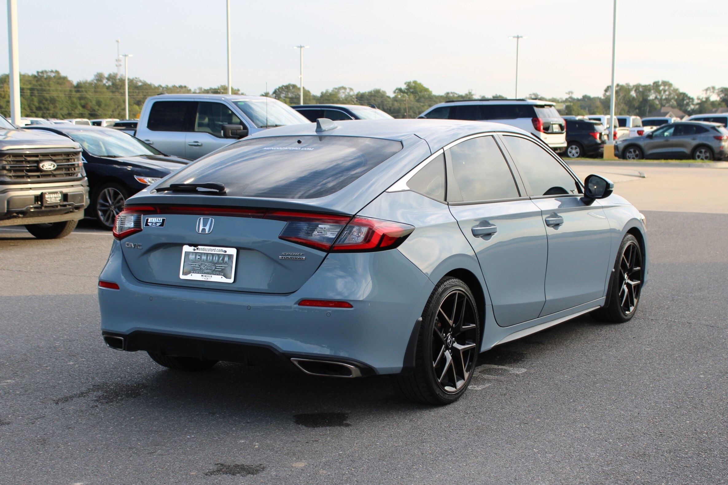 2023 Honda Civic Sport Touring Hatchback photo 4