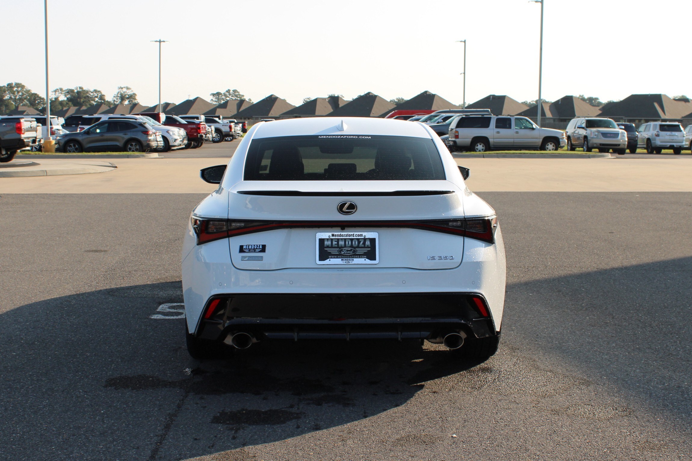 2021 Lexus IS 350 F SPORT photo 3