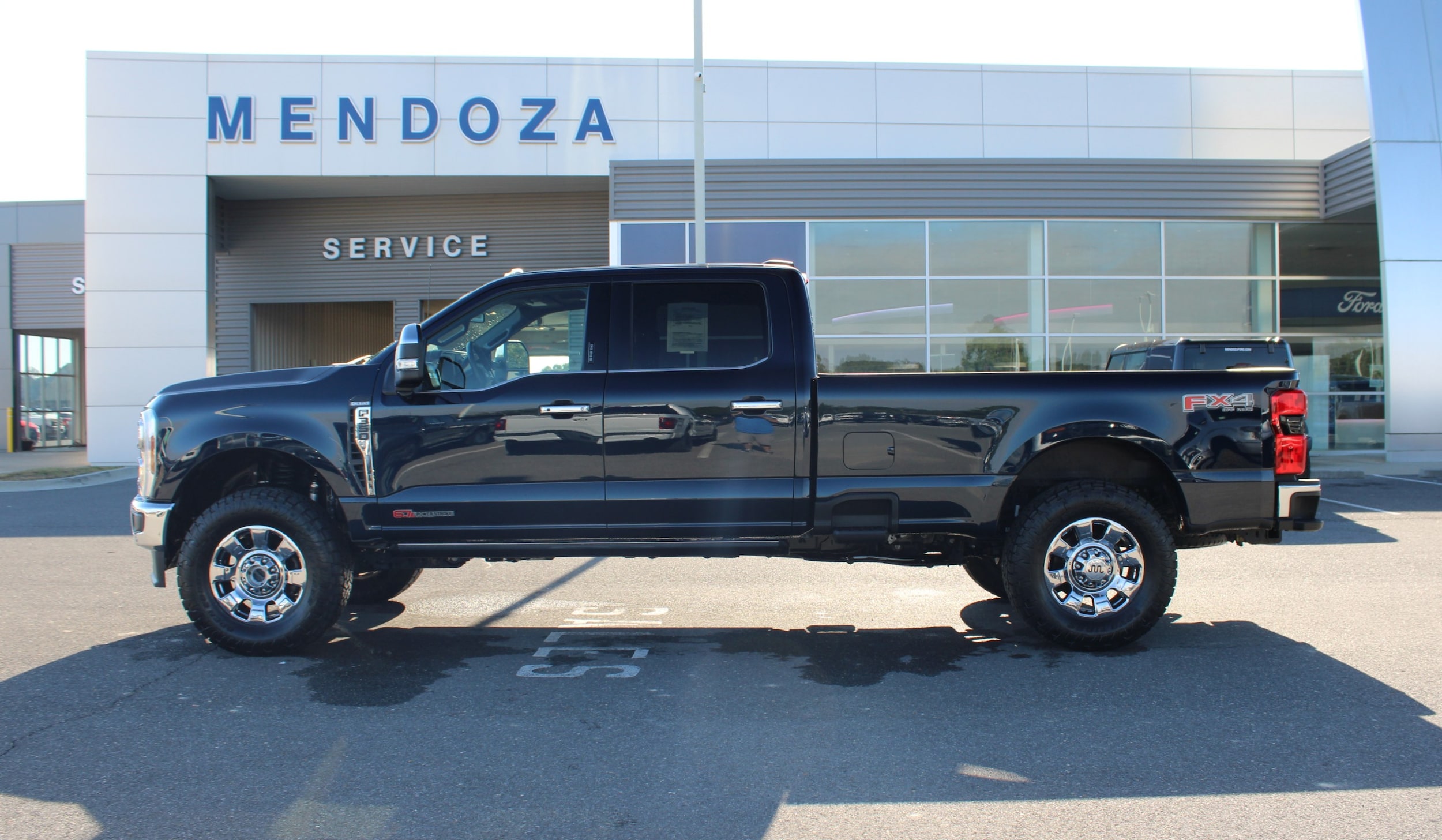 2024 Ford F-350 Super Duty King Ranch's photo