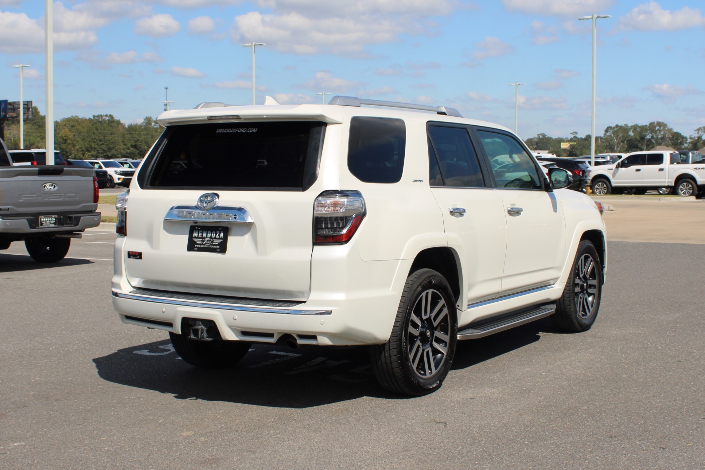 2019 Toyota 4Runner Limited photo 4