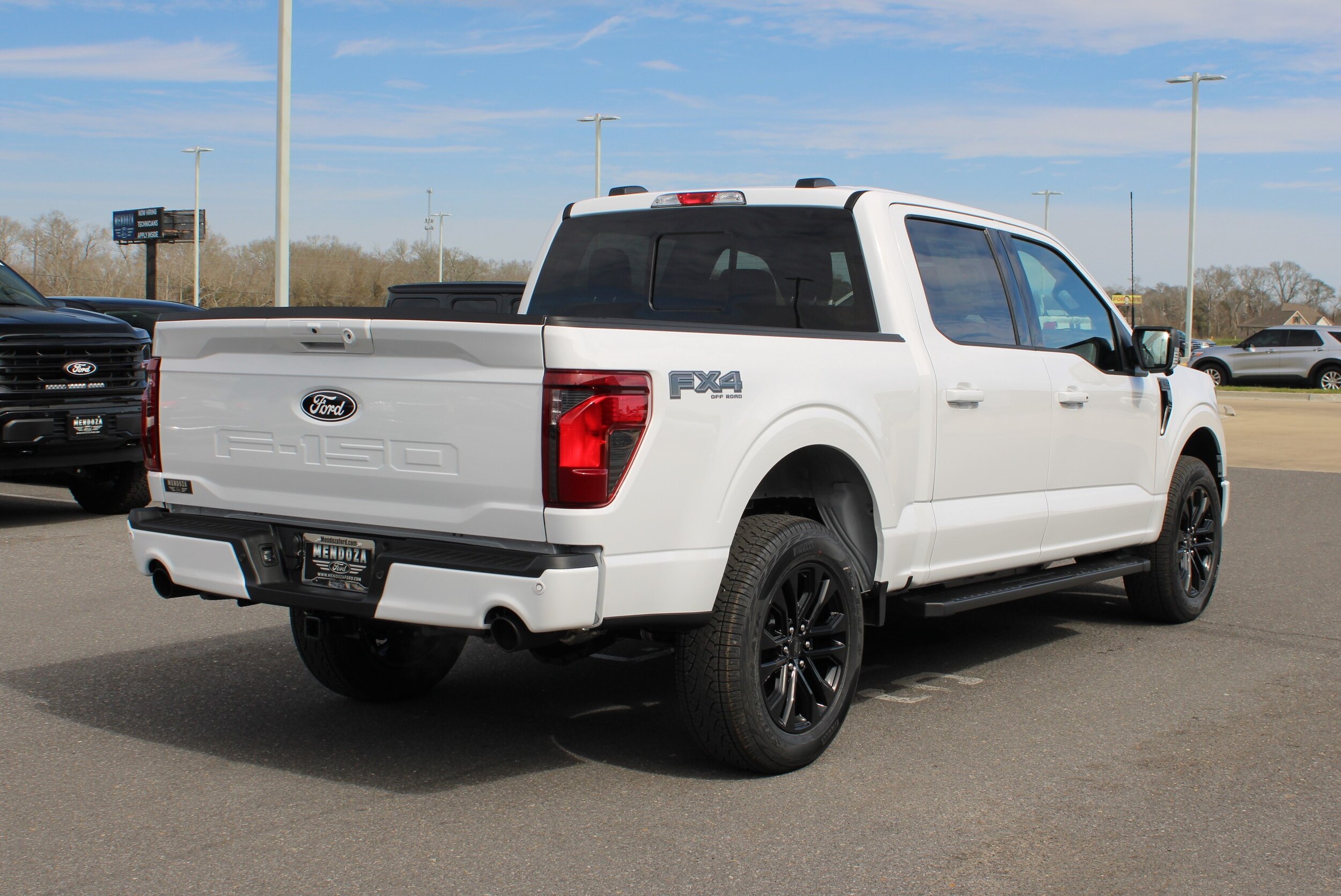 2025 Ford F-150 XLT photo 4