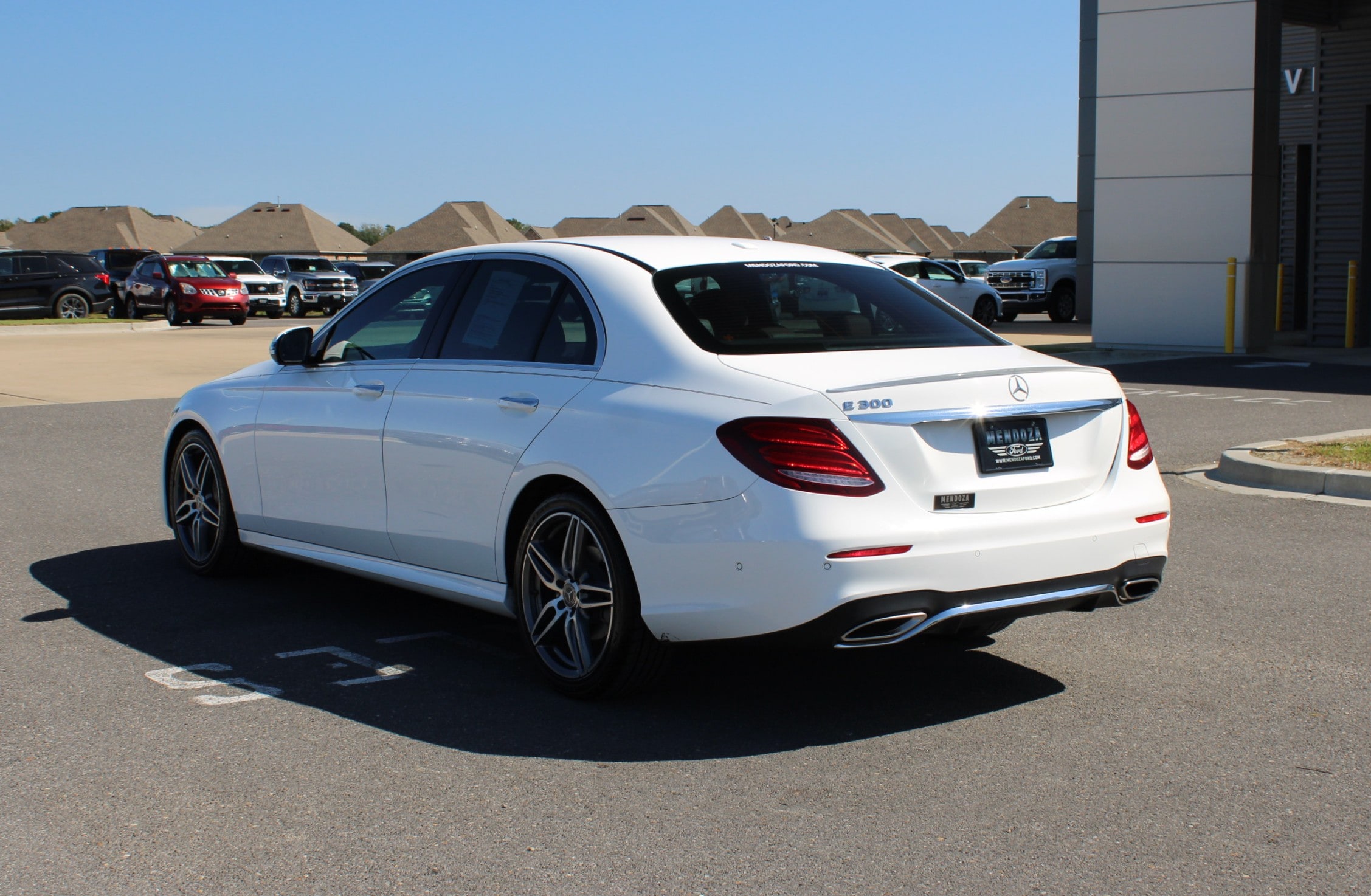 Used 2019 Mercedes-Benz E-Class E300 with VIN WDDZF4JB2KA513525 for sale in Maurice, LA