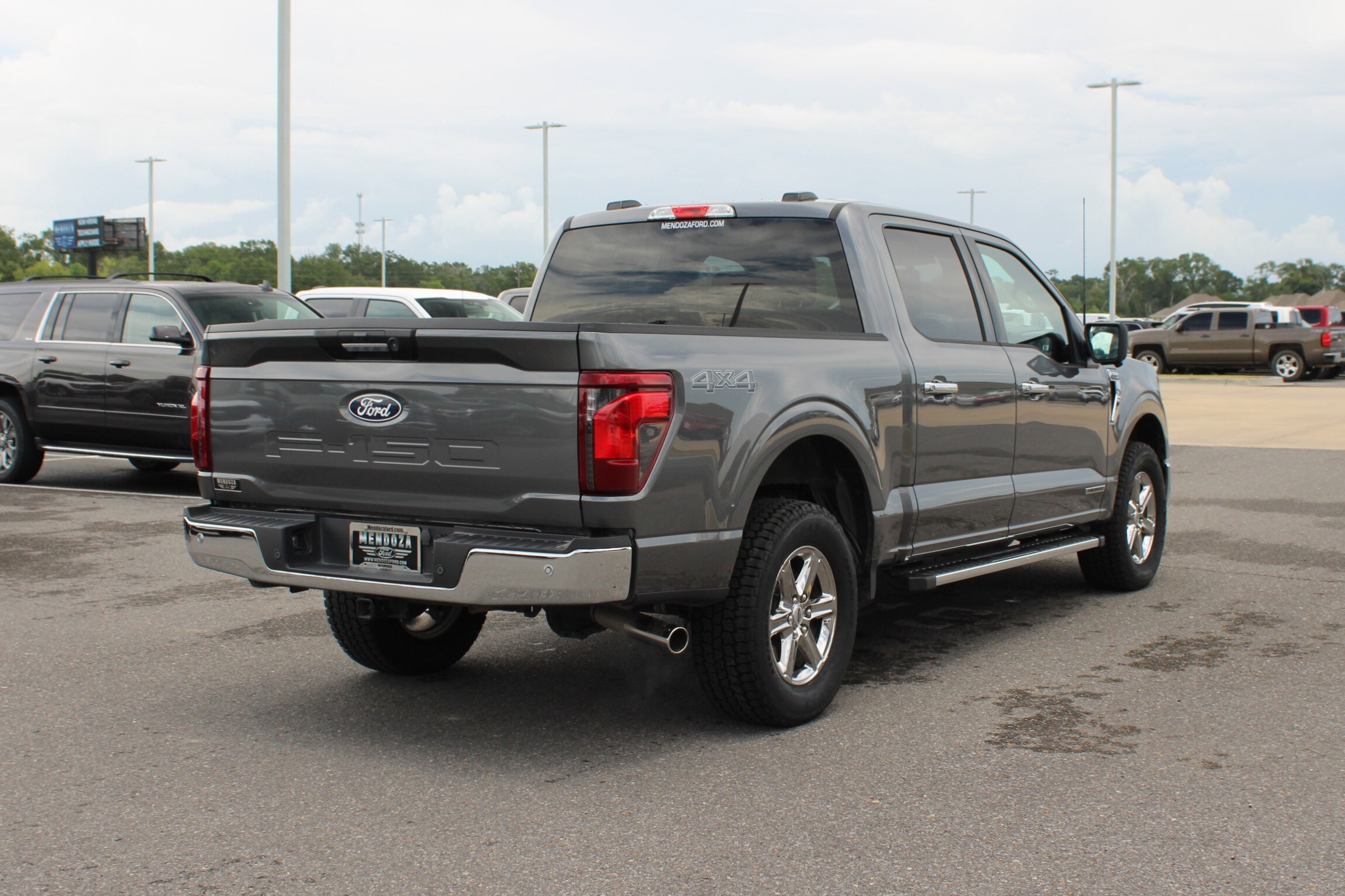 2024 Ford F-150 XLT photo 4
