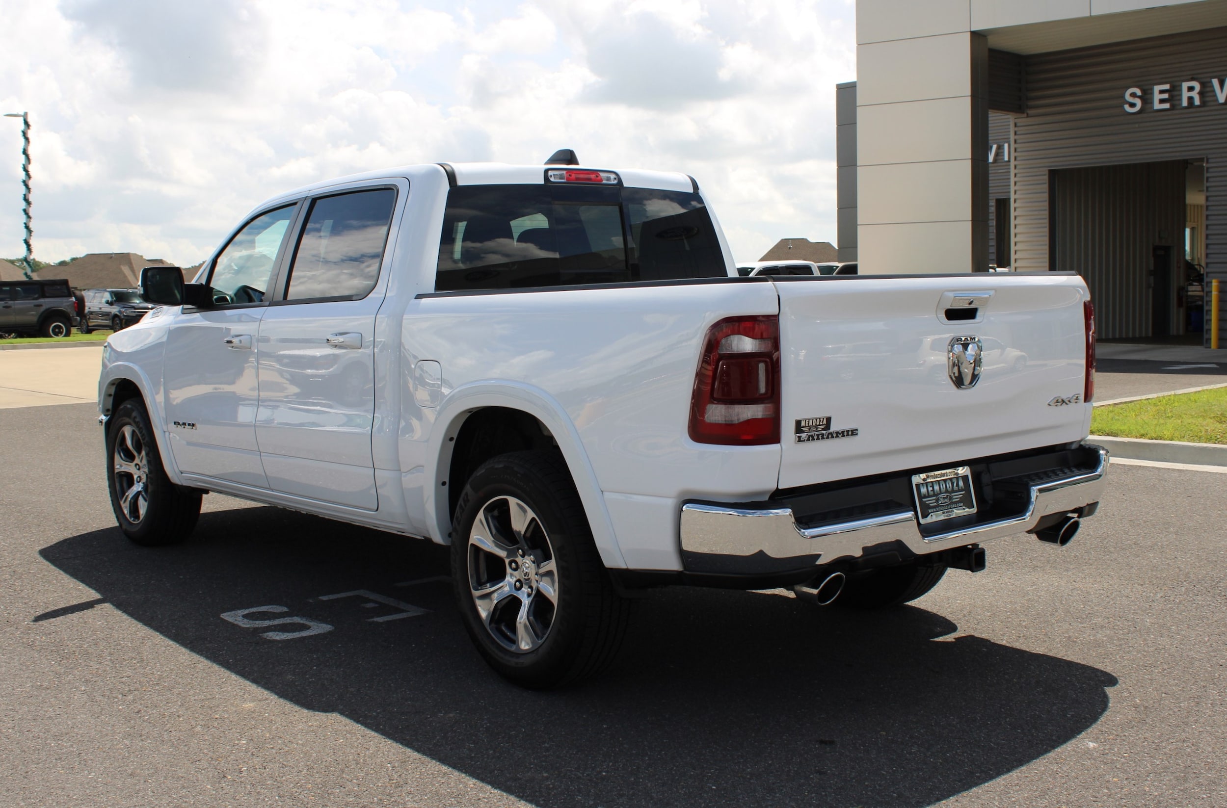 Used 2022 RAM Ram 1500 Pickup Laramie with VIN 1C6SRFJTXNN471617 for sale in Maurice, LA