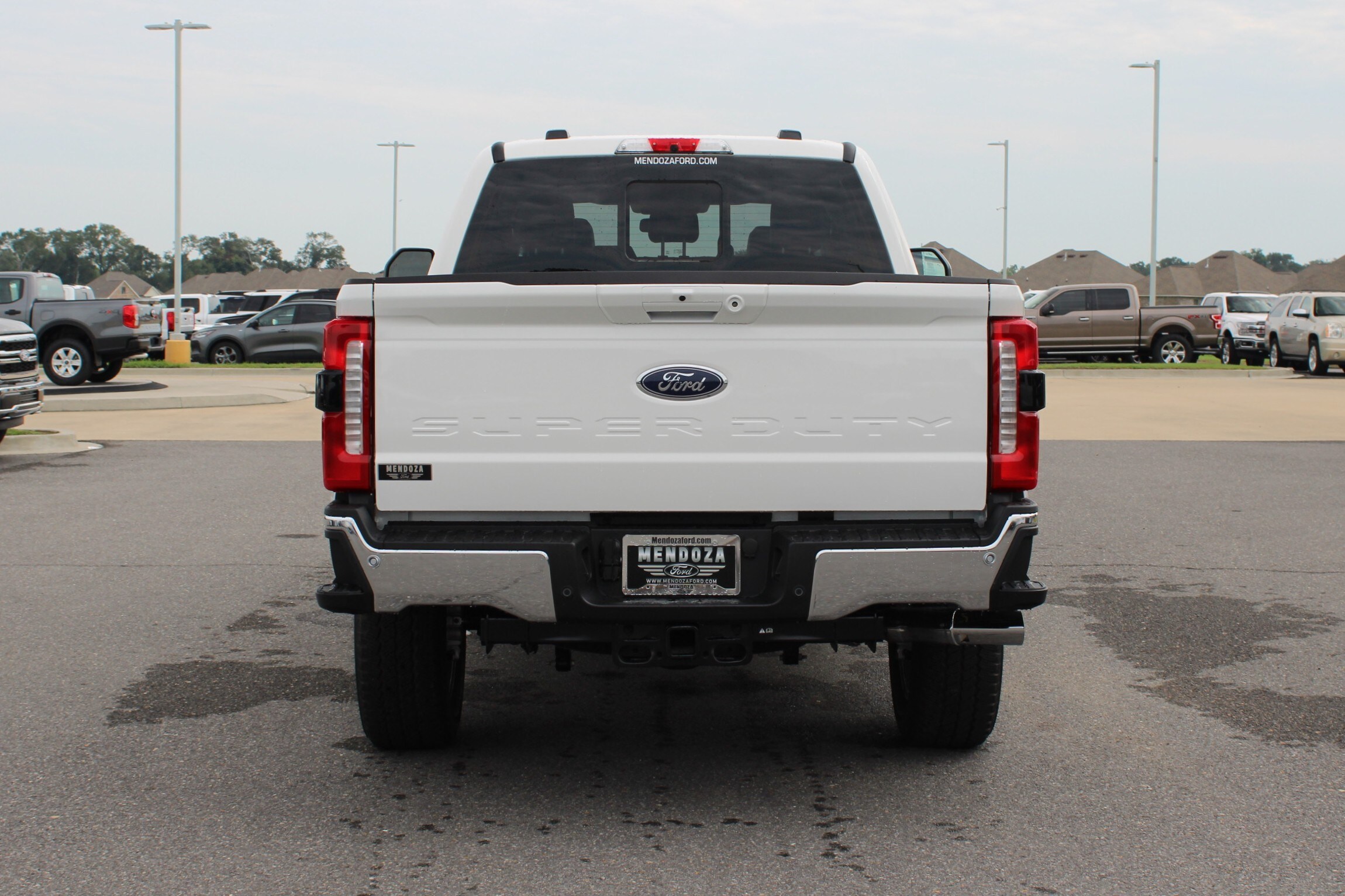 2026 Ford F-250 Lariat photo 3