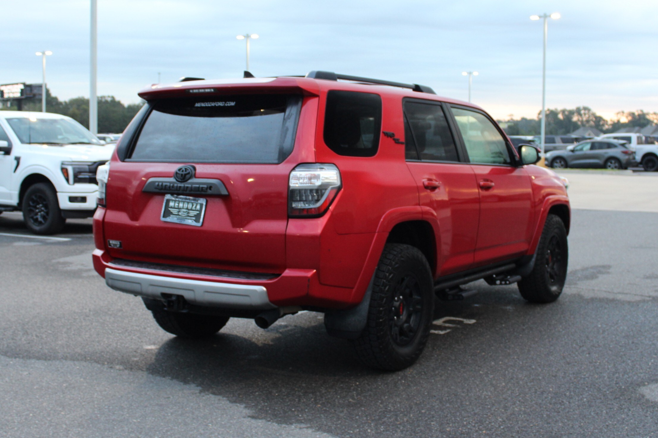 2019 Toyota 4Runner TRD photo 3