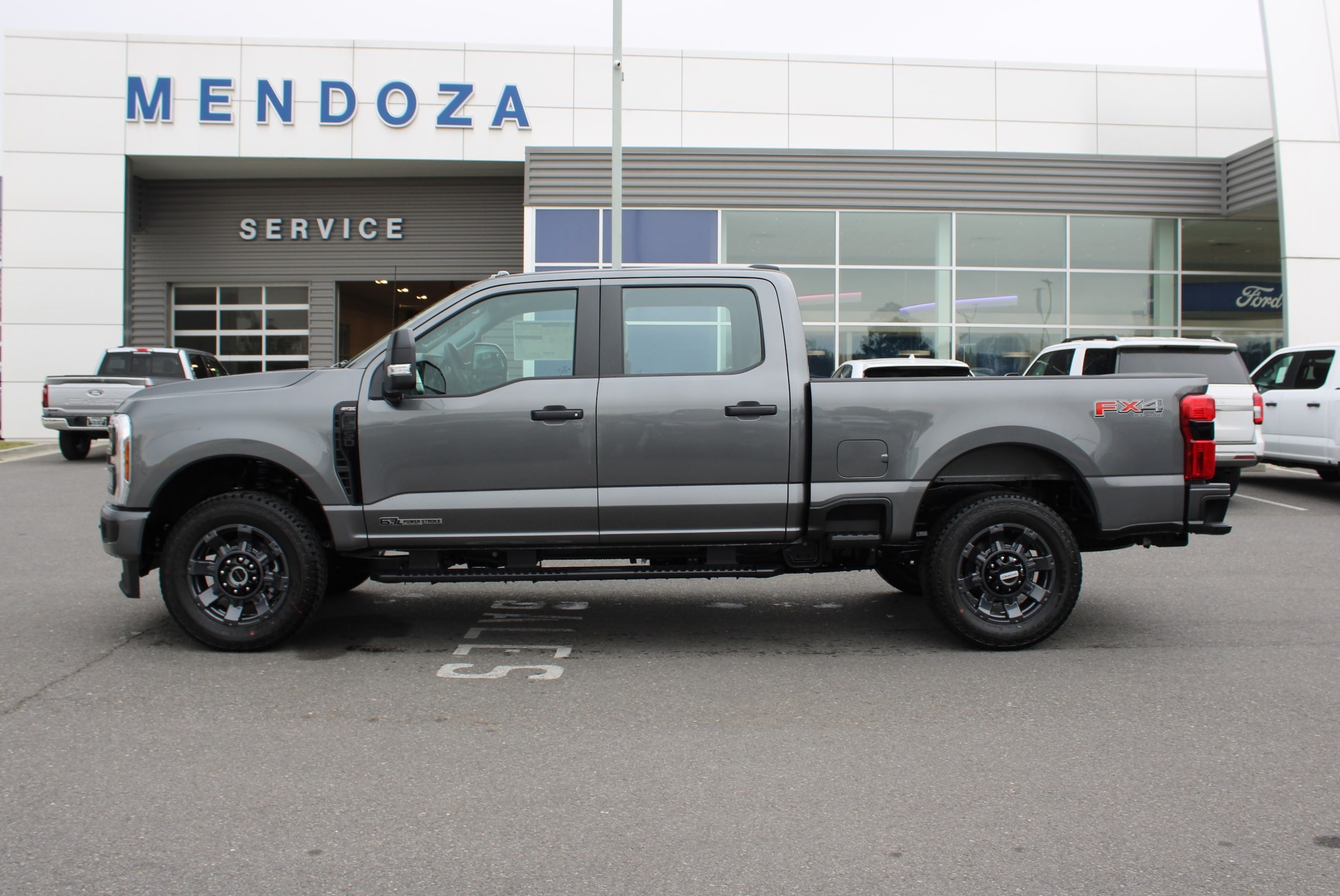 2025 Ford F-250 Super Duty XL's photo