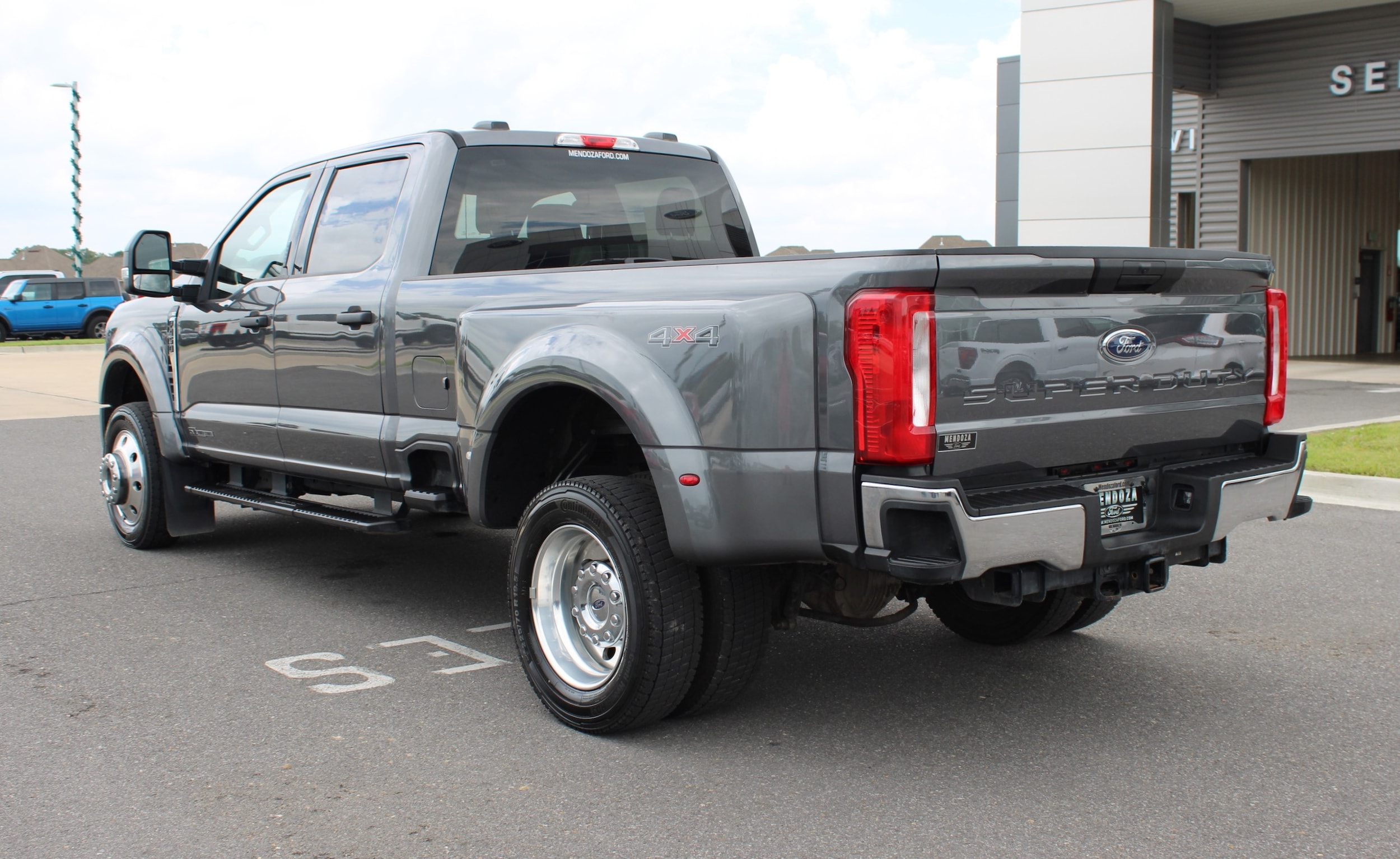 Used 2023 Ford F-450 Super Duty XLT with VIN 1FT8W4DT0PED51937 for sale in Maurice, LA