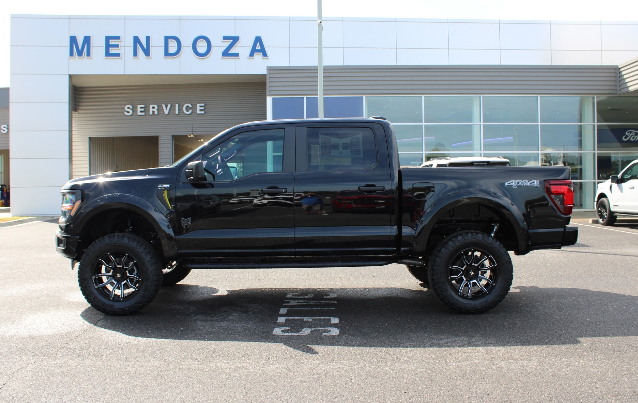 2025 Ford F-150 STX's photo