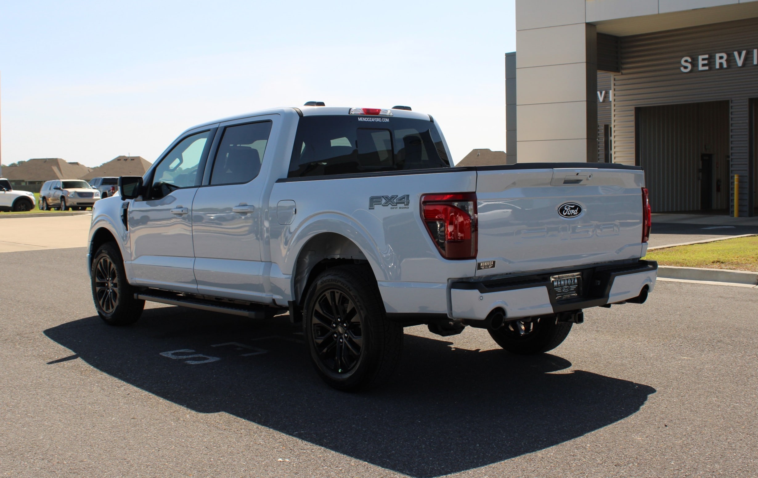 2025 Ford F-150 XLT photo 2