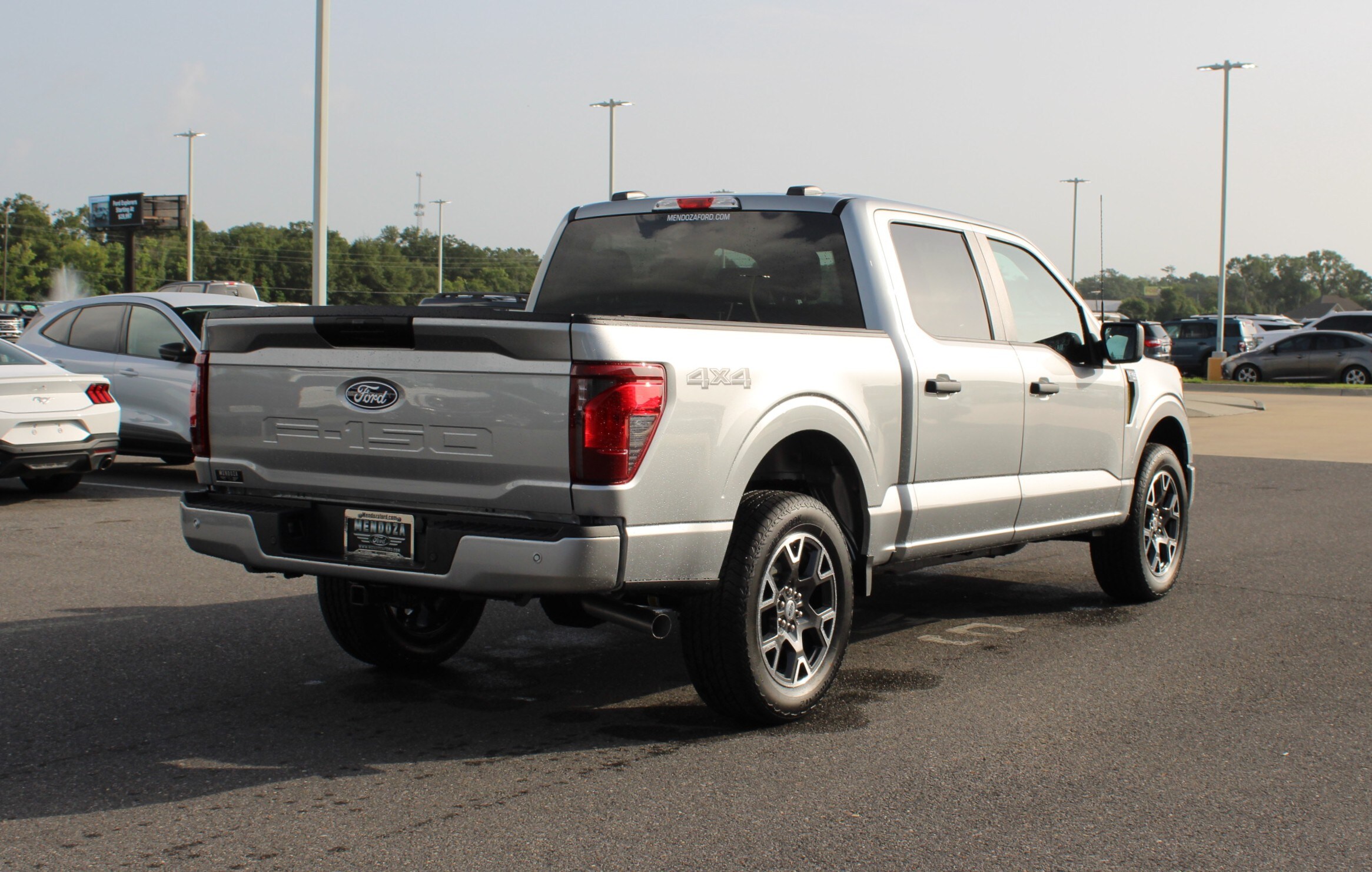 2025 Ford F-150 STX photo 4