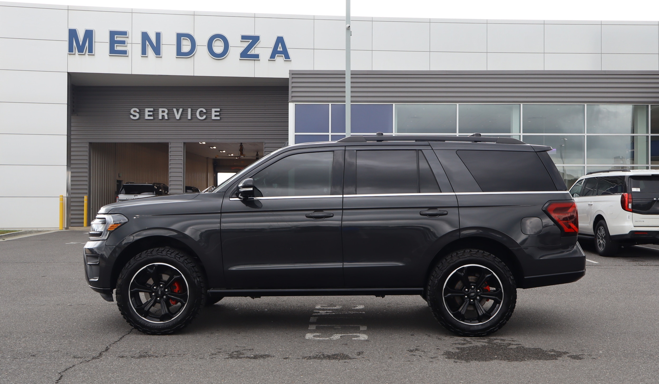 2022 Ford Expedition Limited 4X4's photo