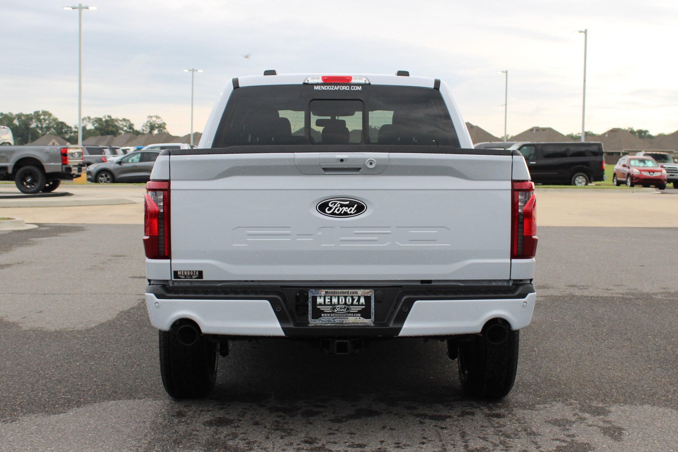 2025 Ford F-150 XLT photo 2