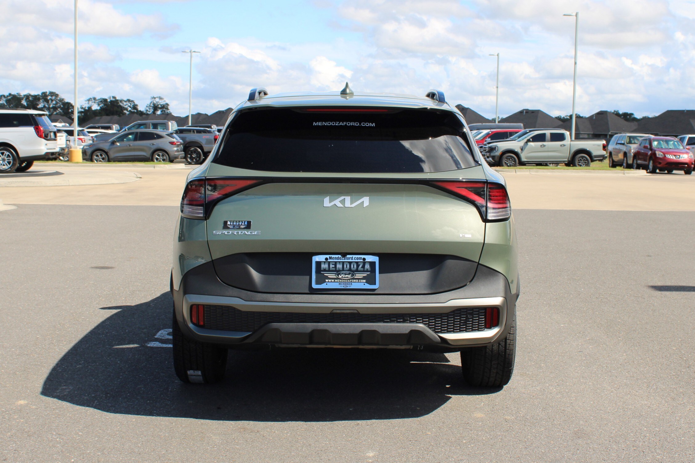 2023 Kia Sportage X-Line photo 2