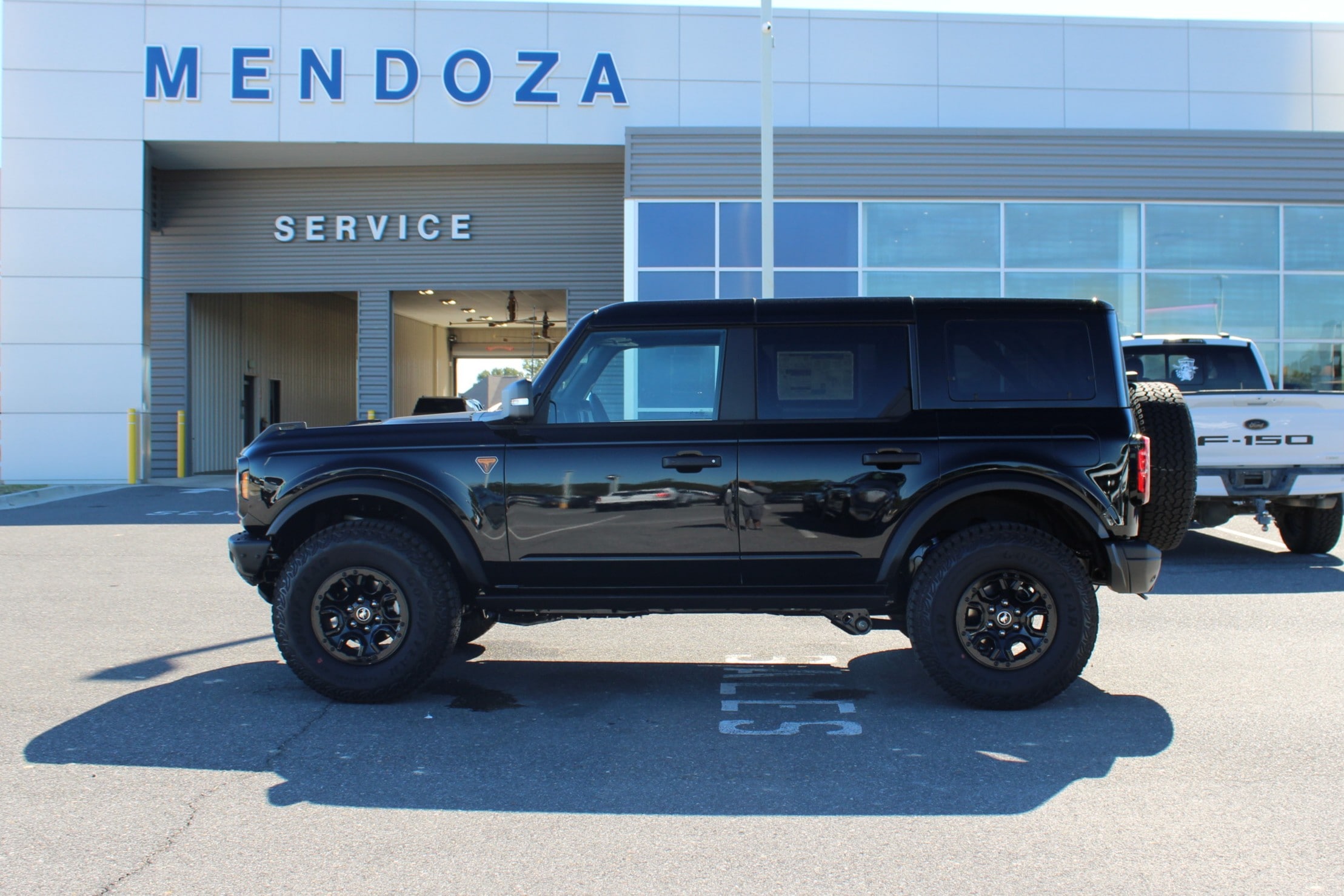2025 Ford Bronco 4-Door Badlands's photo