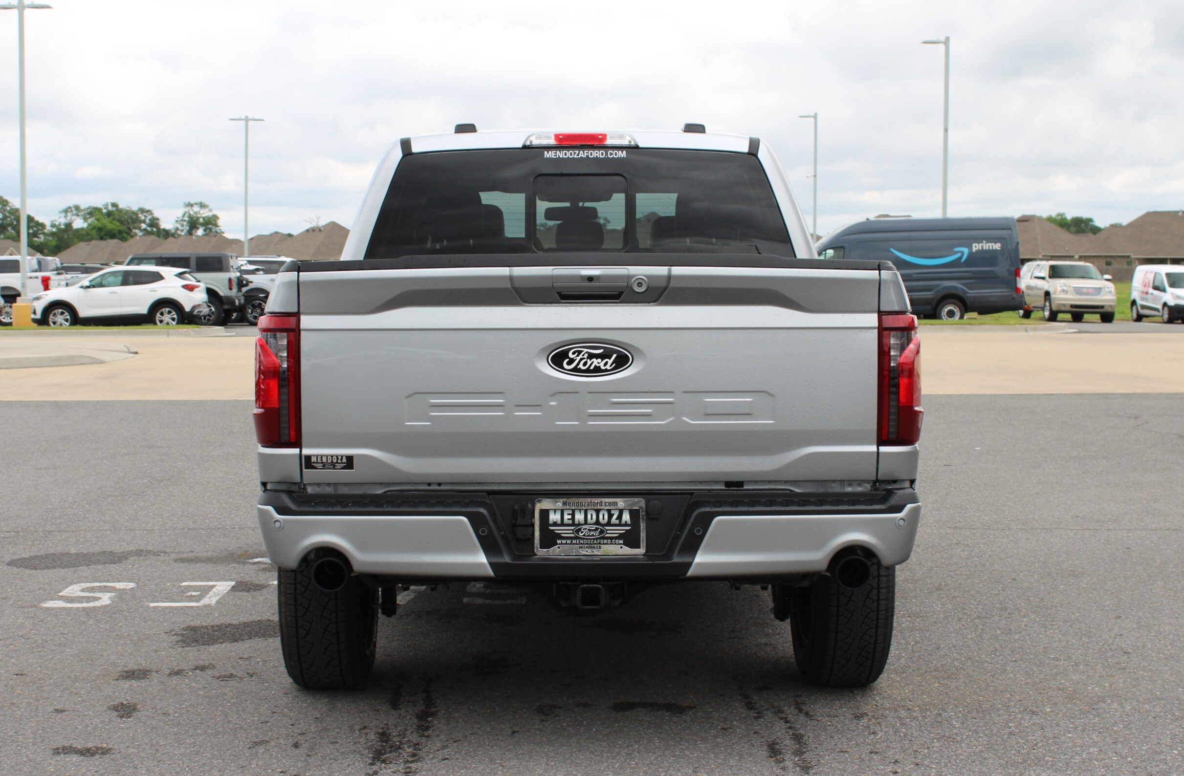 2025 Ford F-150 XLT photo 3