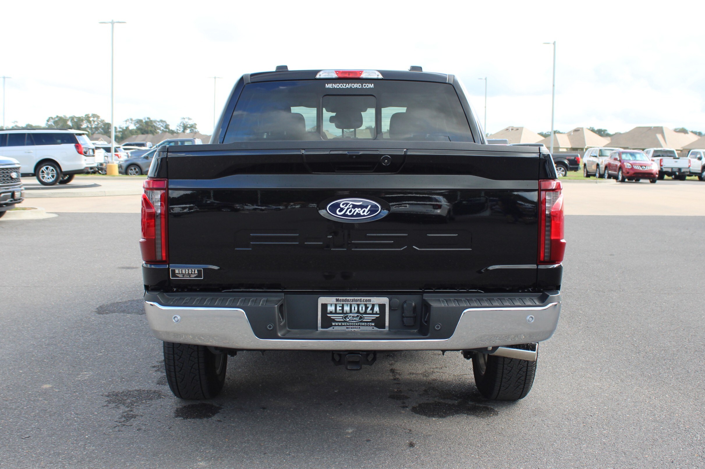 2025 Ford F-150 XLT photo 3