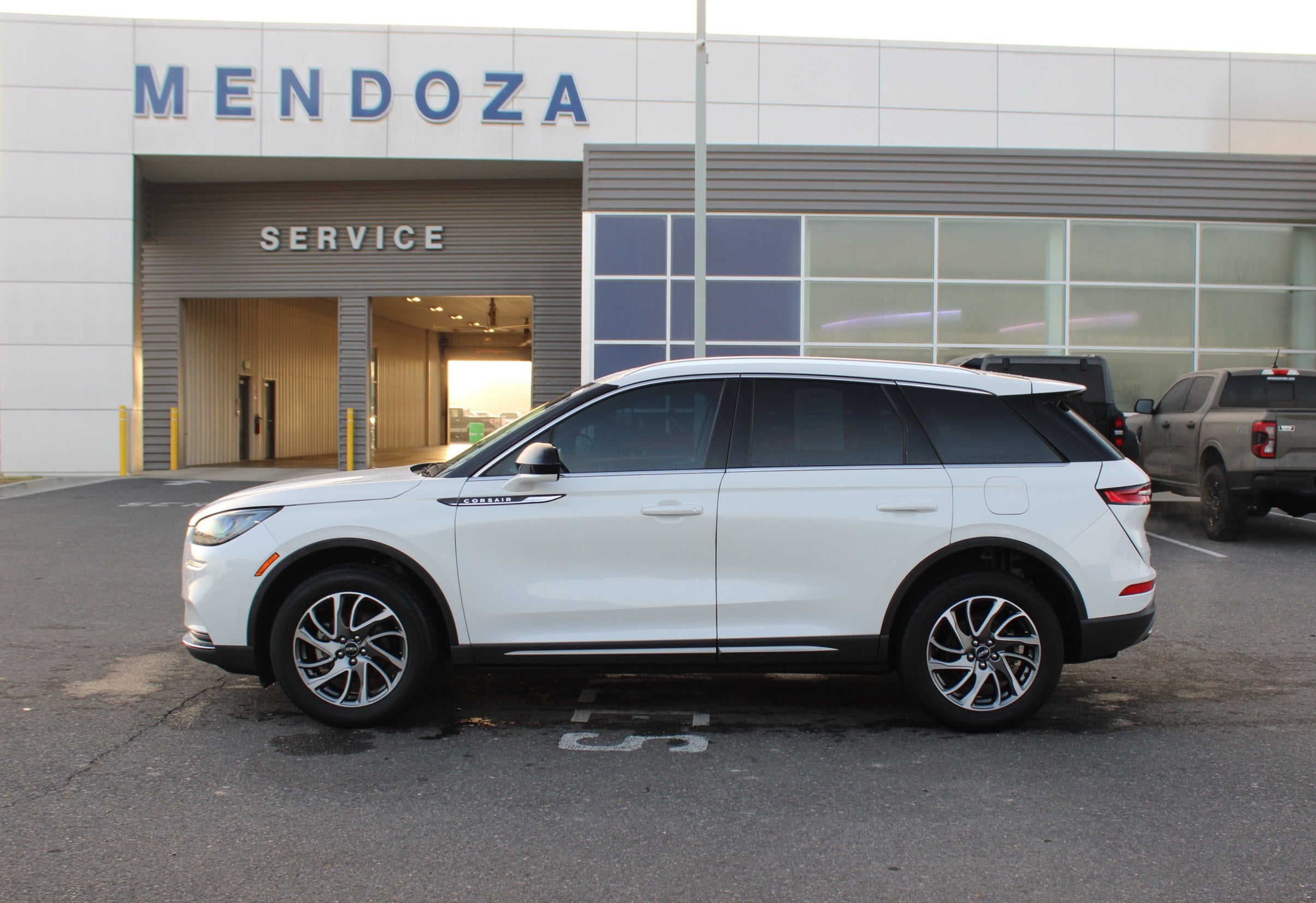 2022 Lincoln Corsair Base