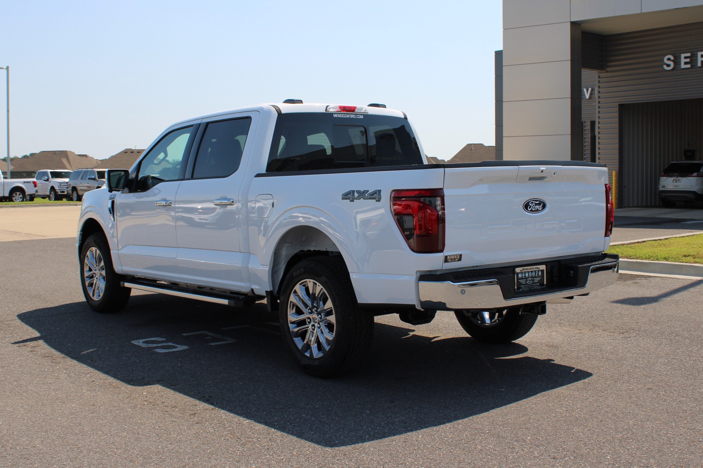 2025 Ford F-150 XLT photo 2