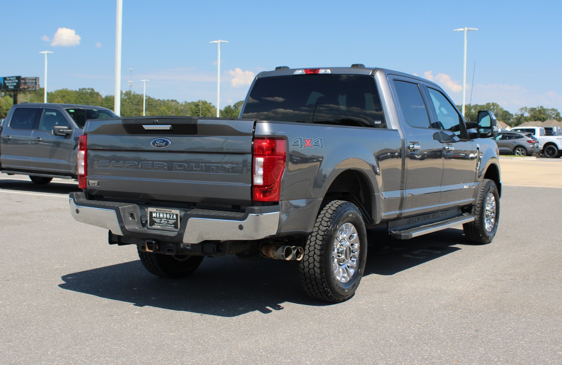 2021 Ford F-250 XLT photo 3