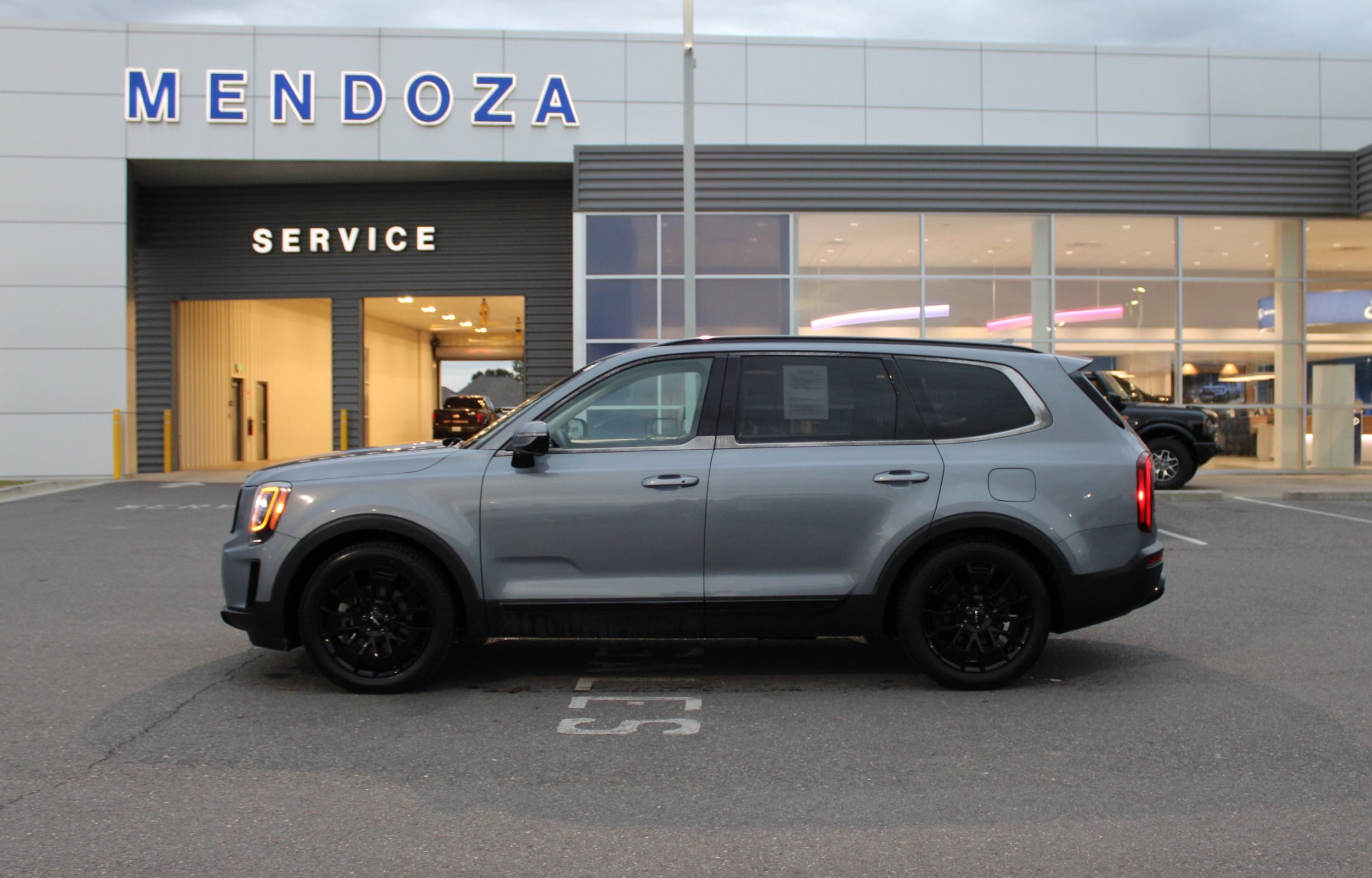 2022 Kia Telluride SX's photo