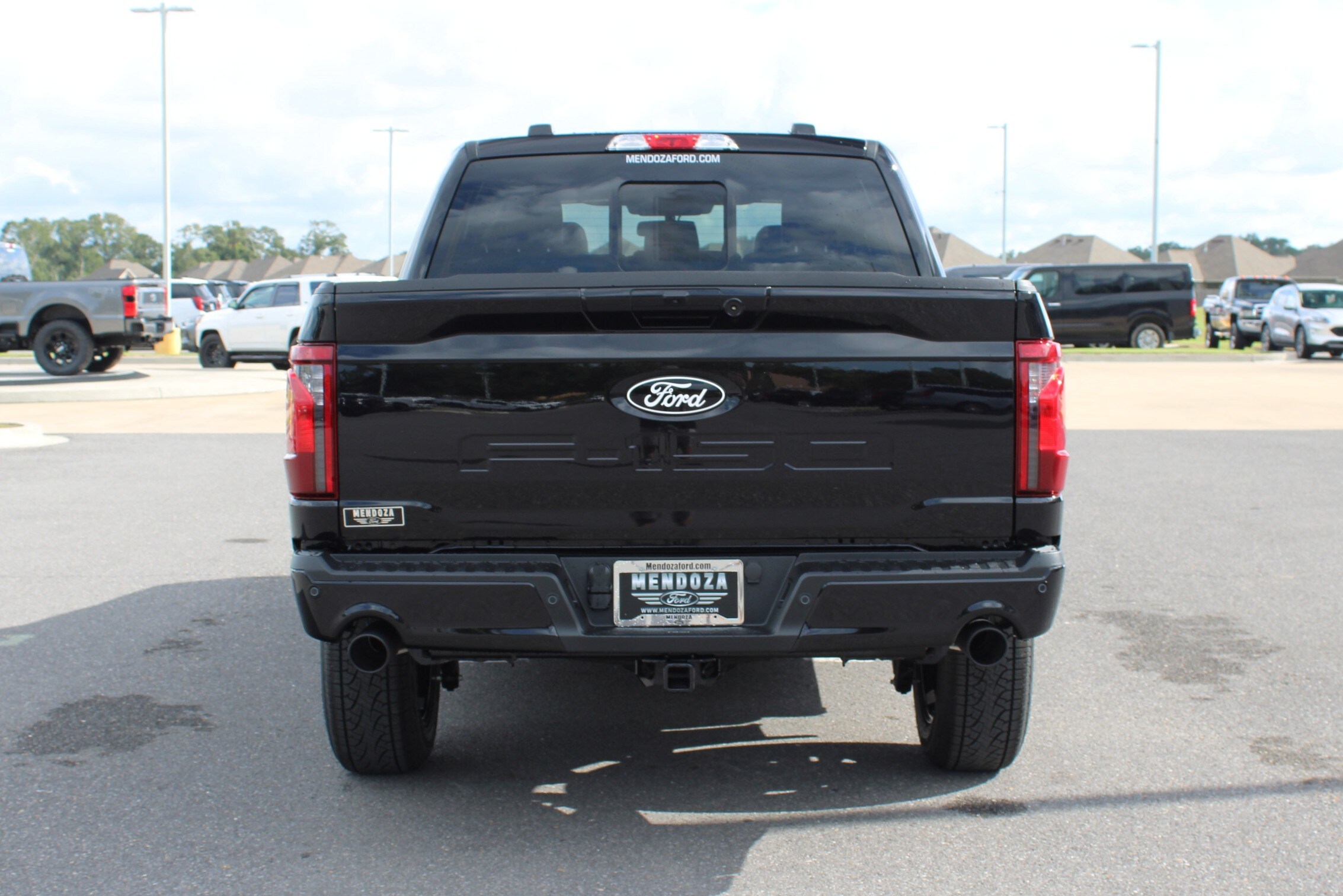 2025 Ford F-150 XLT photo 3