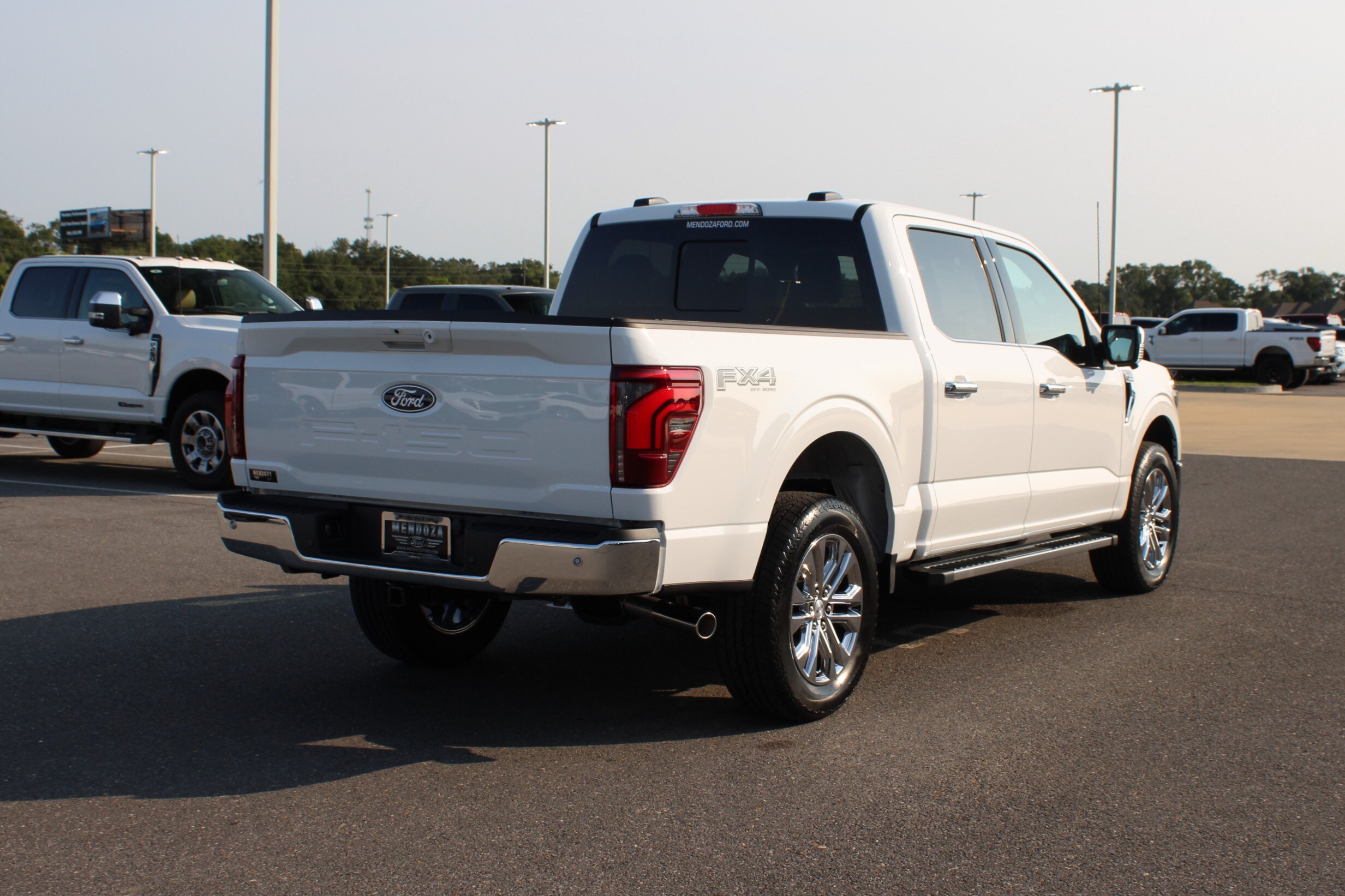 2025 Ford F-150 Lariat photo 4