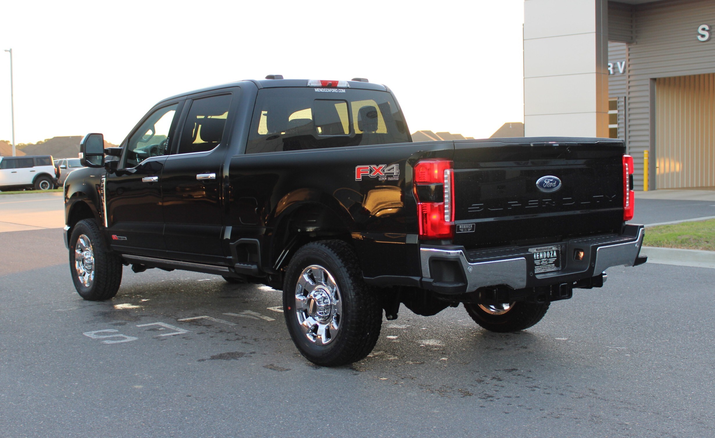 2026 Ford F-250 Lariat photo 2