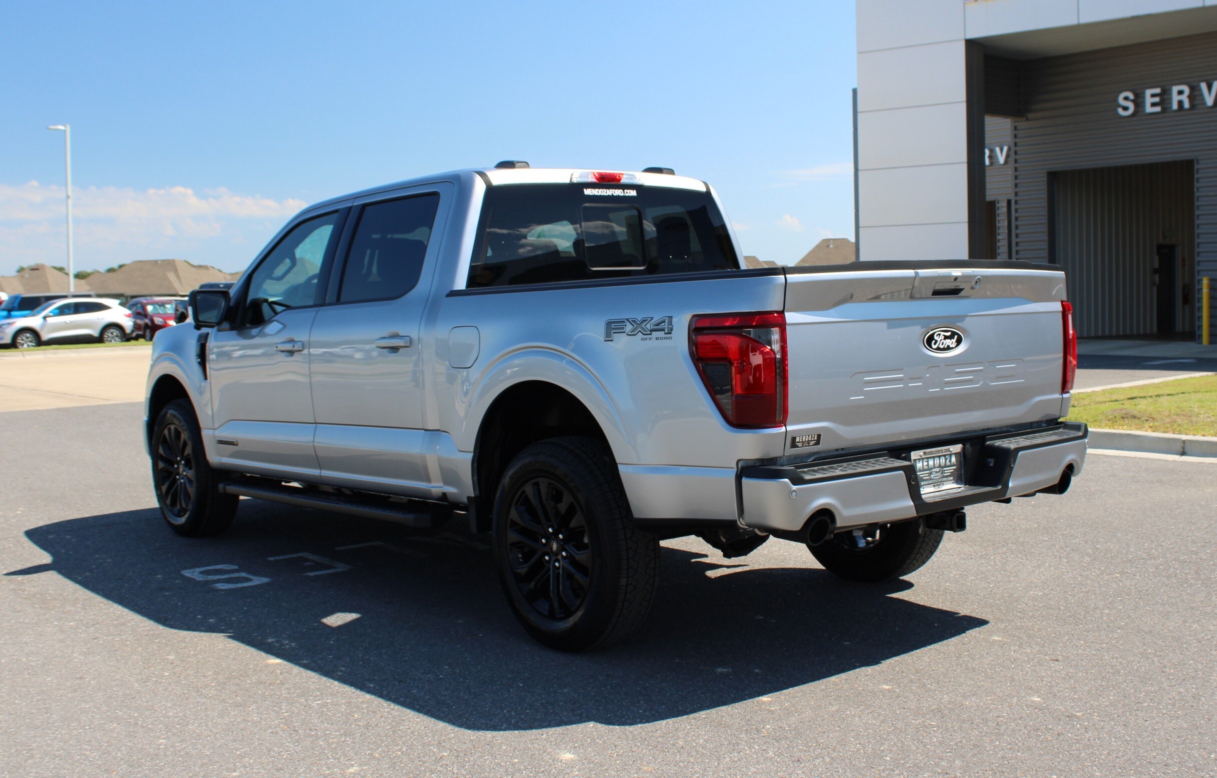 2025 Ford F-150 XLT photo 2