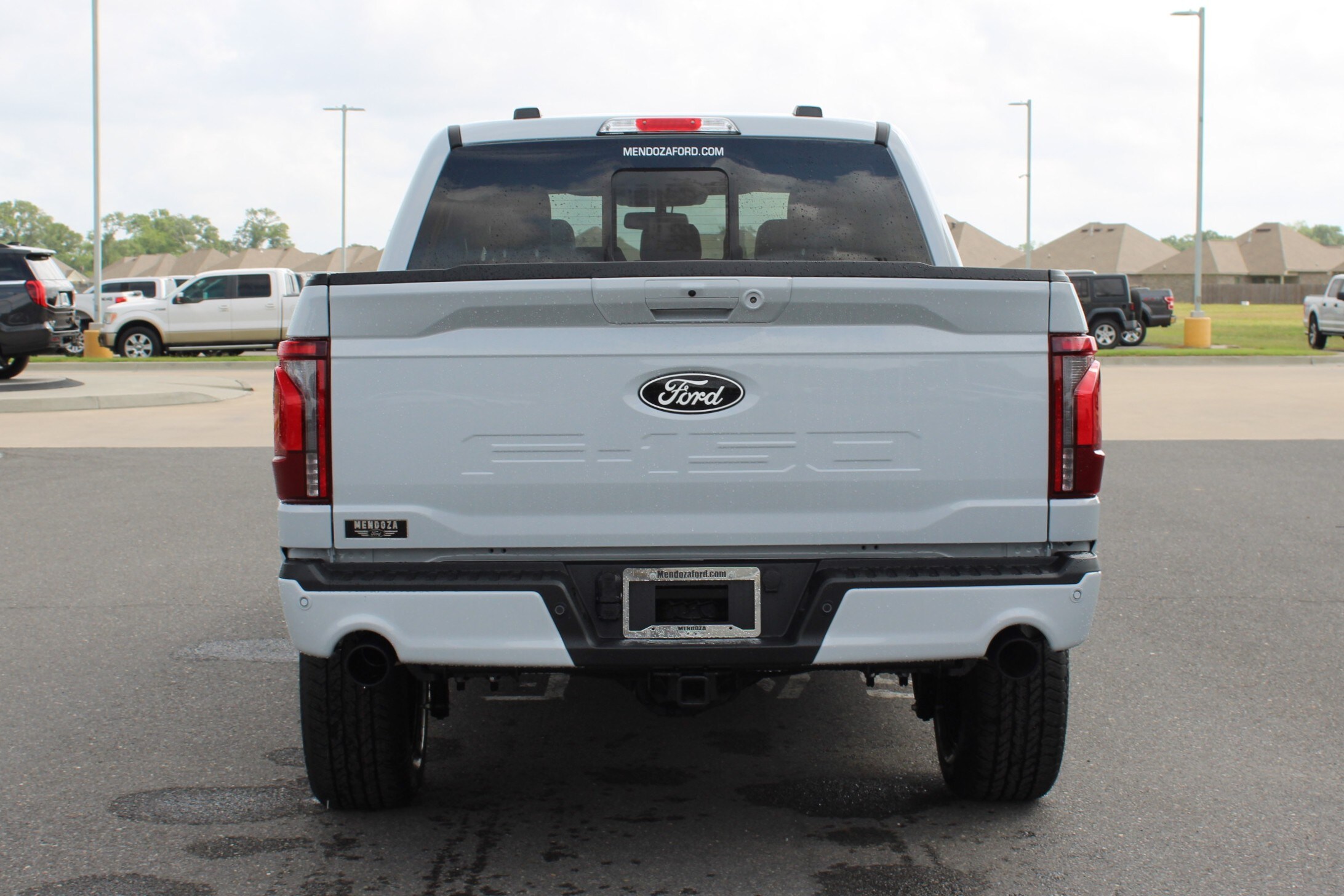 2025 Ford F-150 Lariat photo 3
