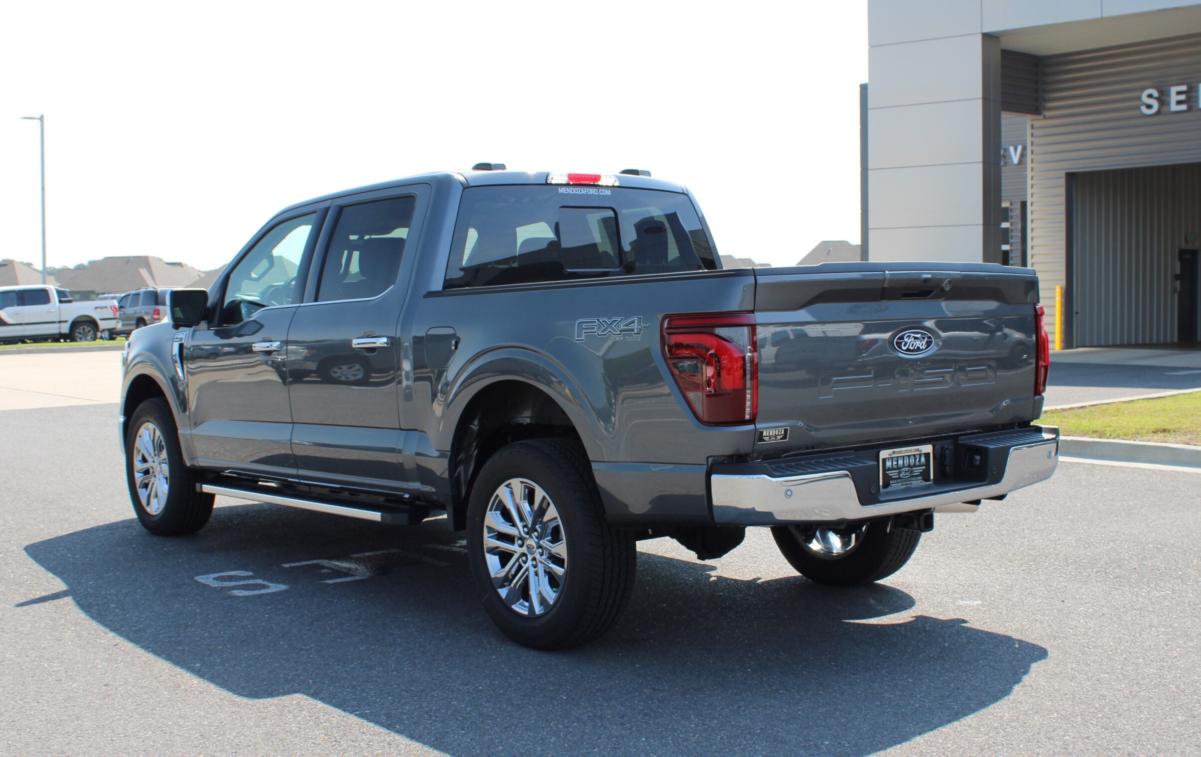 2025 Ford F-150 Lariat photo 2
