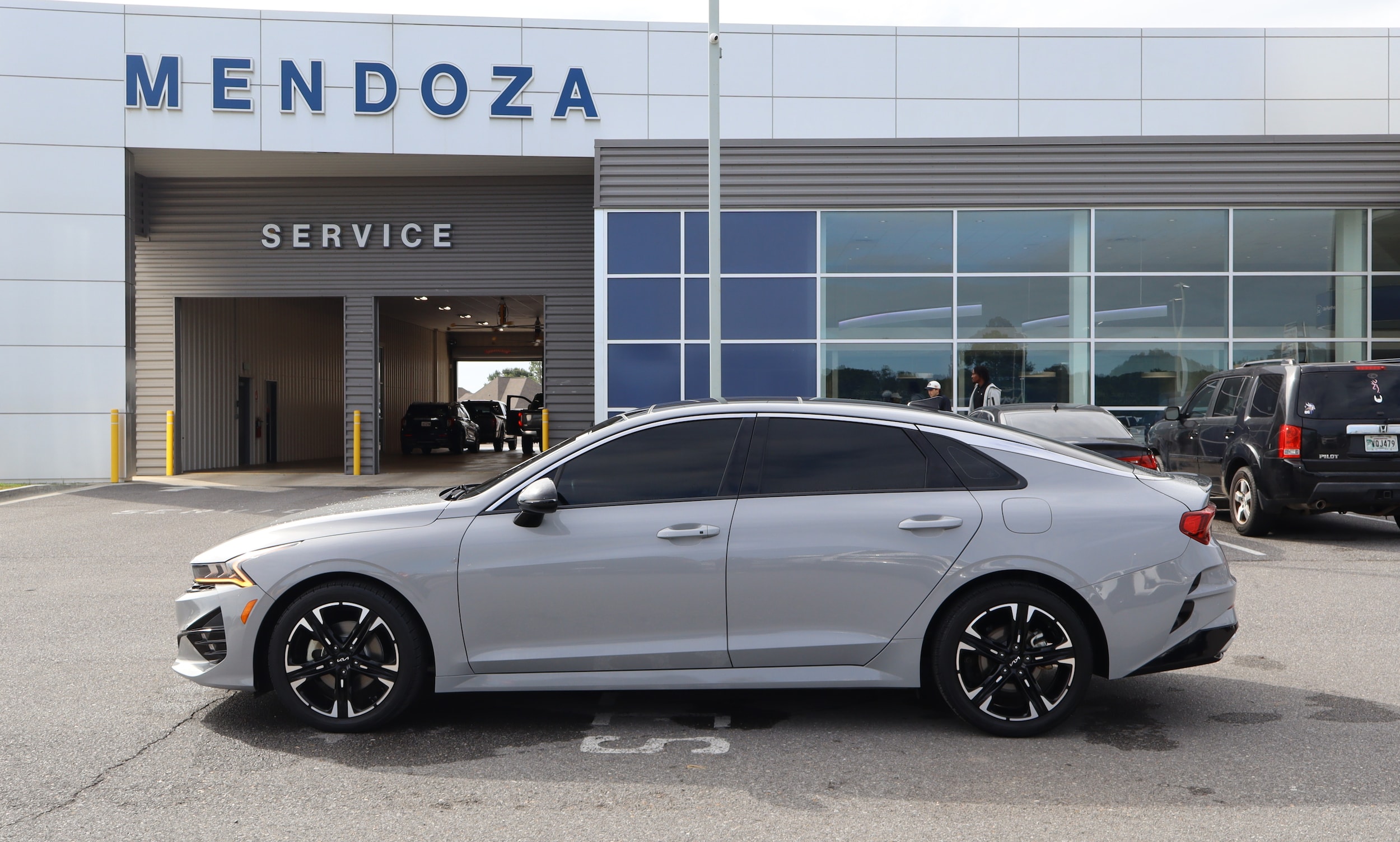 2023 Kia Optima GT-Line FWD's photo