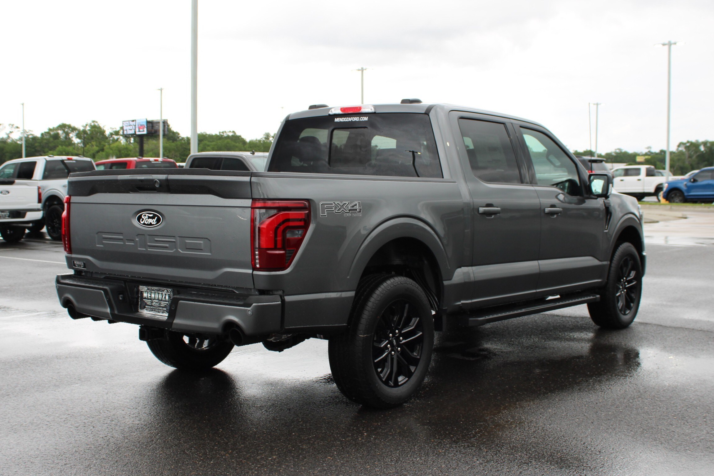 2025 Ford F-150 Lariat photo 4