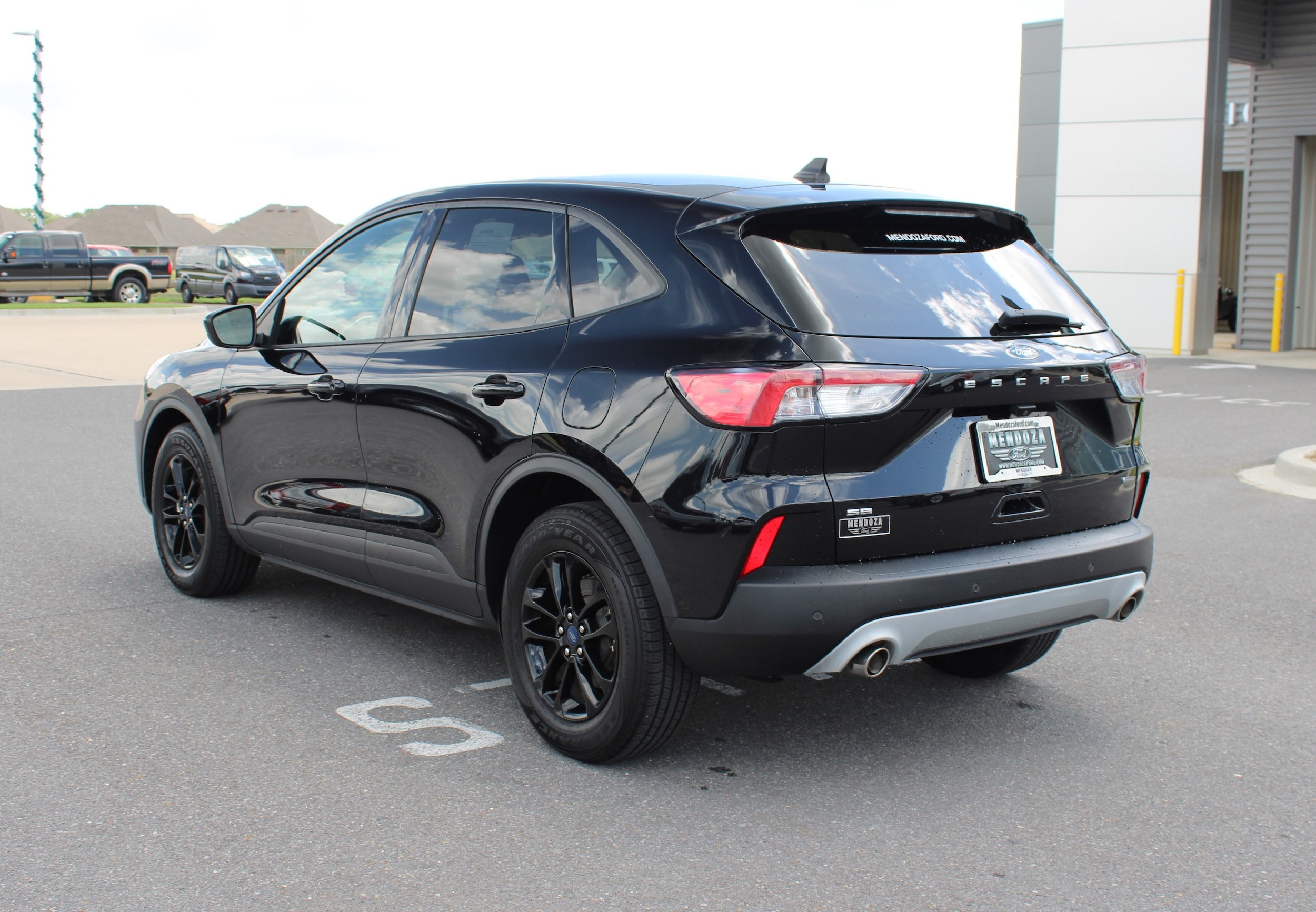 Used 2020 Ford Escape SE with VIN 1FMCU0BZ0LUB26140 for sale in Maurice, LA