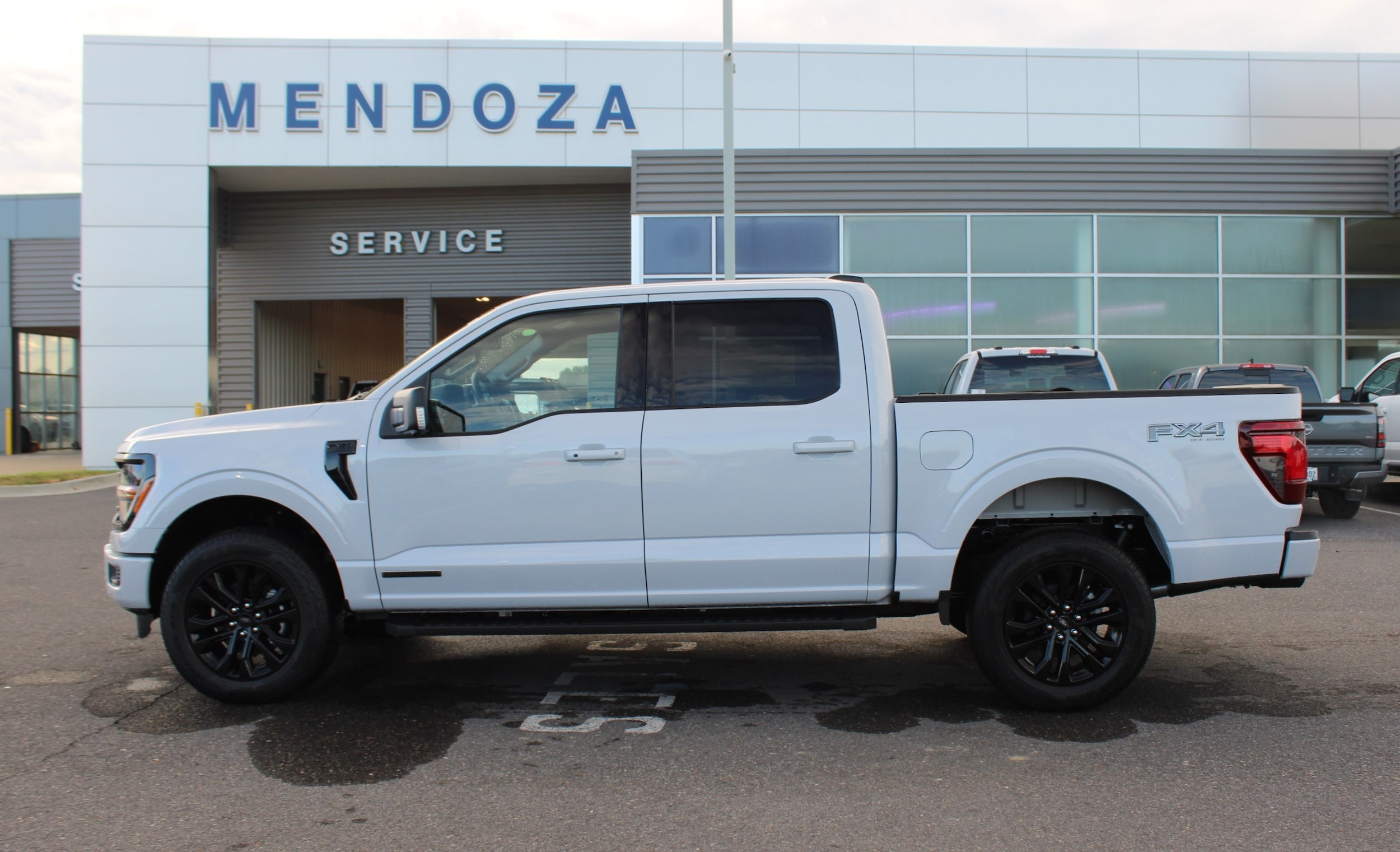 2025 Ford F-150 XLT's photo