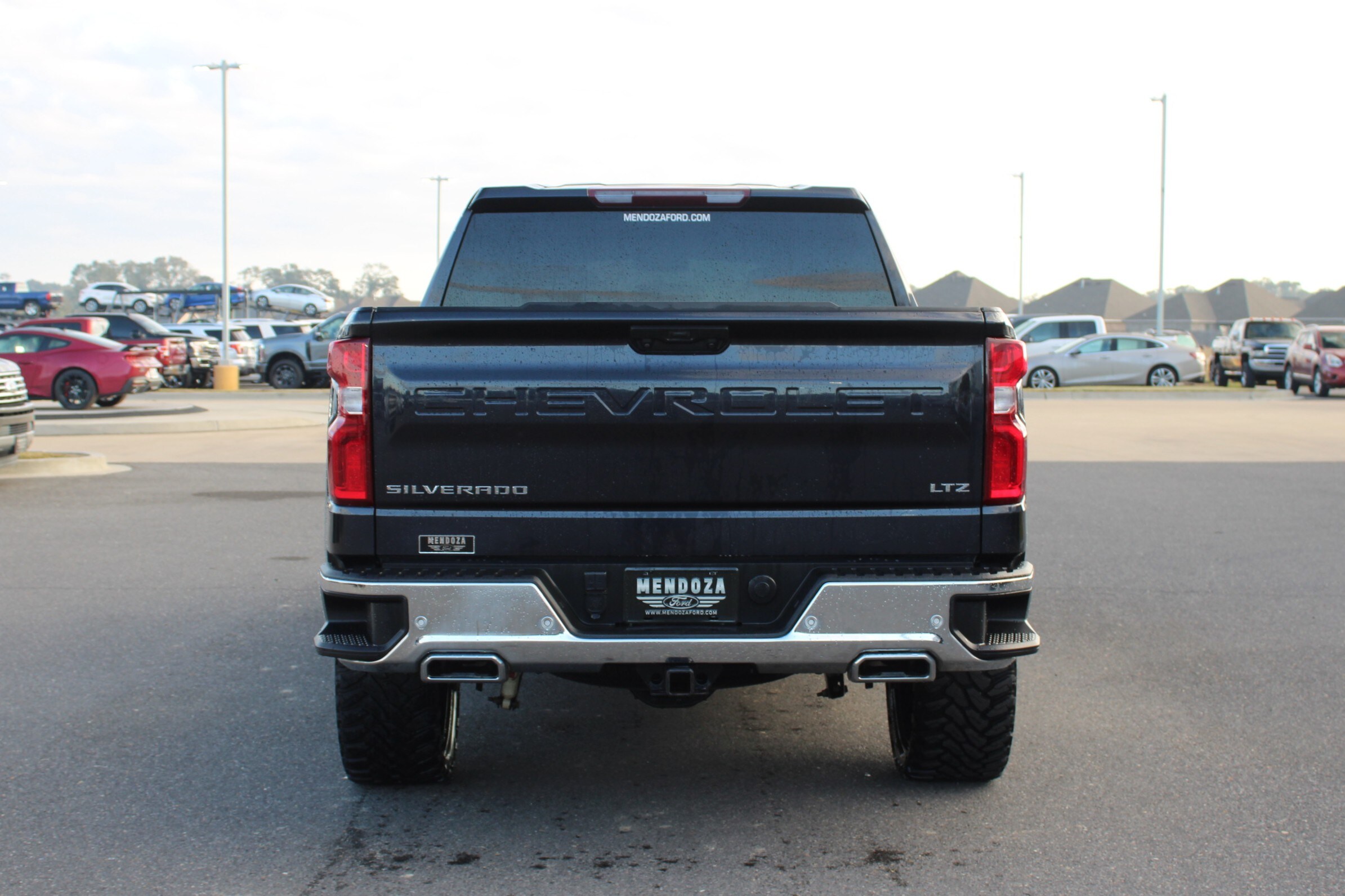 2022 Chevrolet Silverado 1500 LTZ photo 3