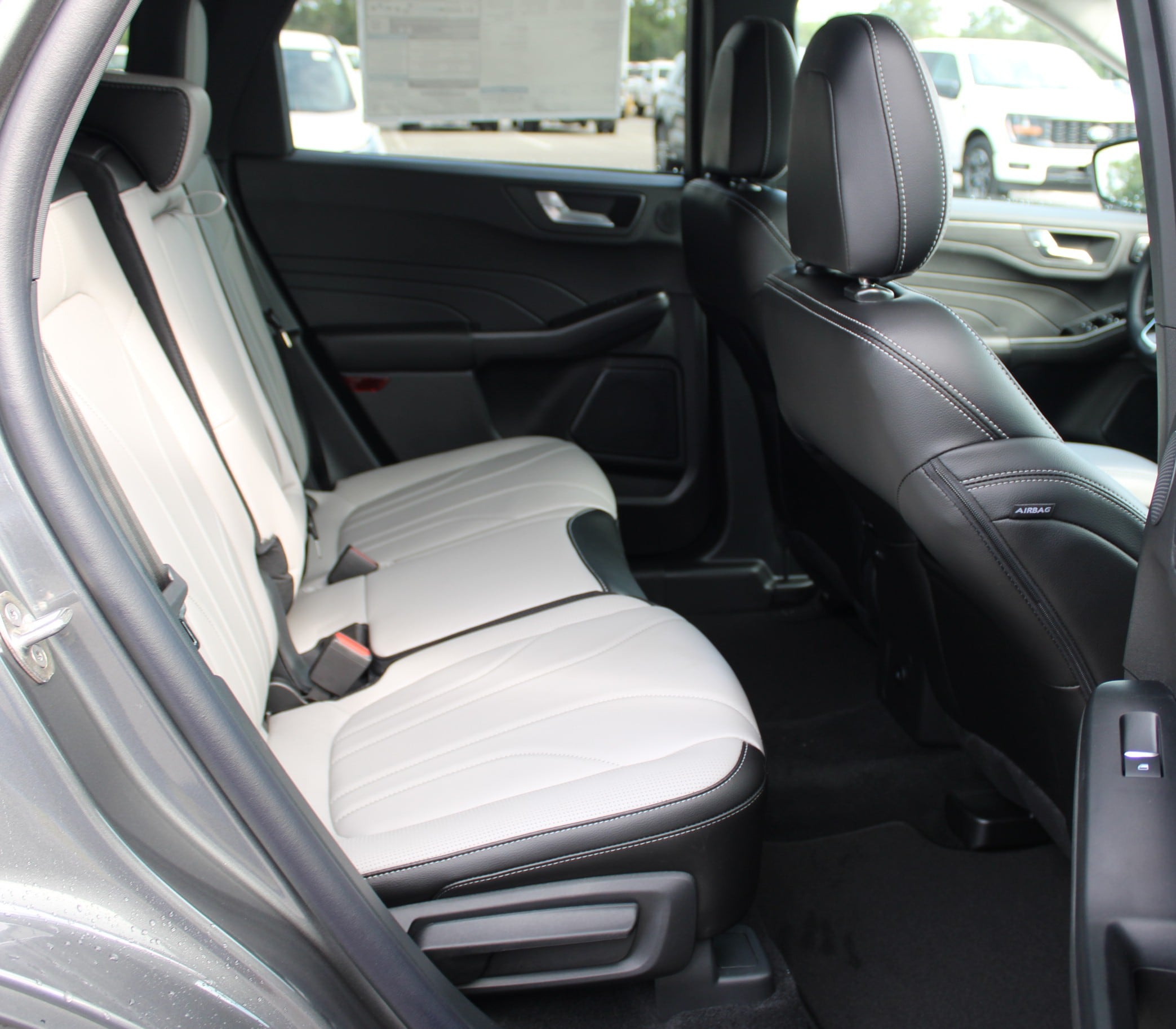 2025 Ford Escape Plug-in hybrid PHEV - Photo 20