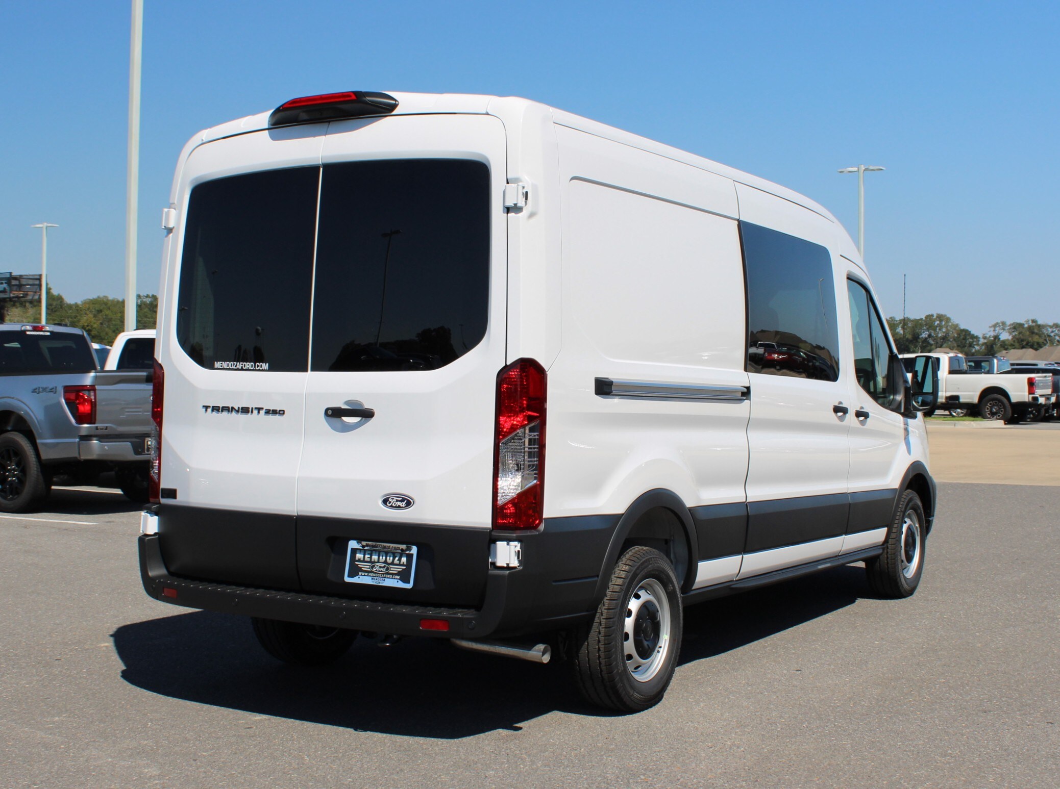 2026 Ford Transit photo 4