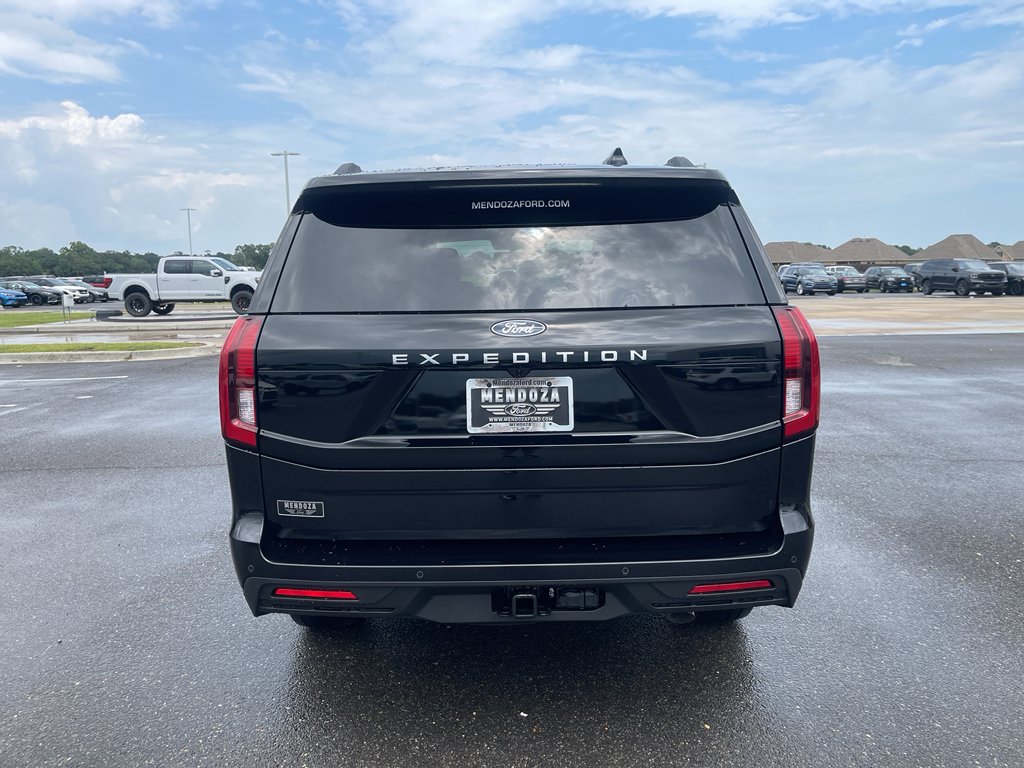 New 2027 Ford Expedition Active Wagon .
